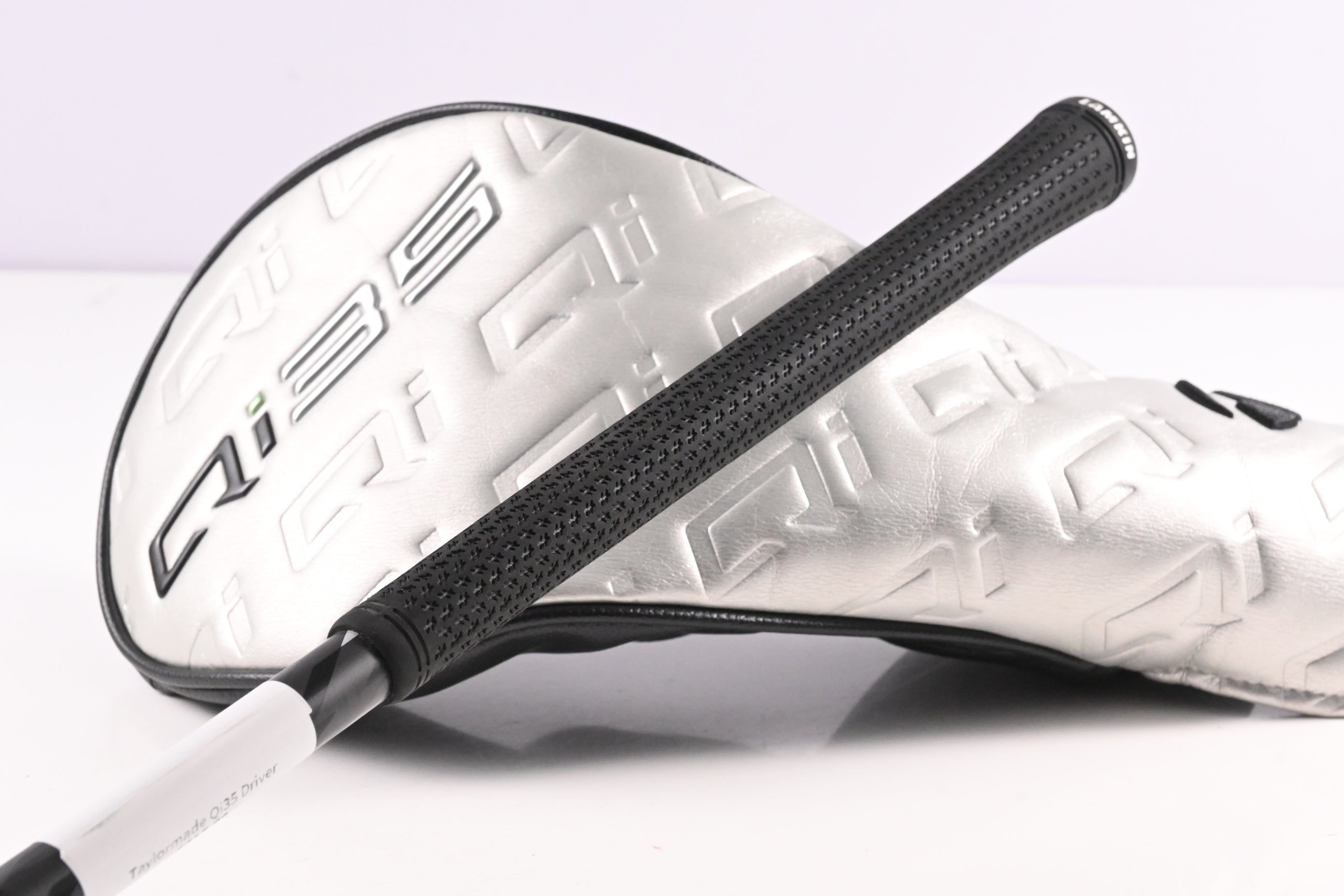 Taylormade Qi35 Driver / 9 Degree / Regular Flex Cypher 2.0 50 Shaft