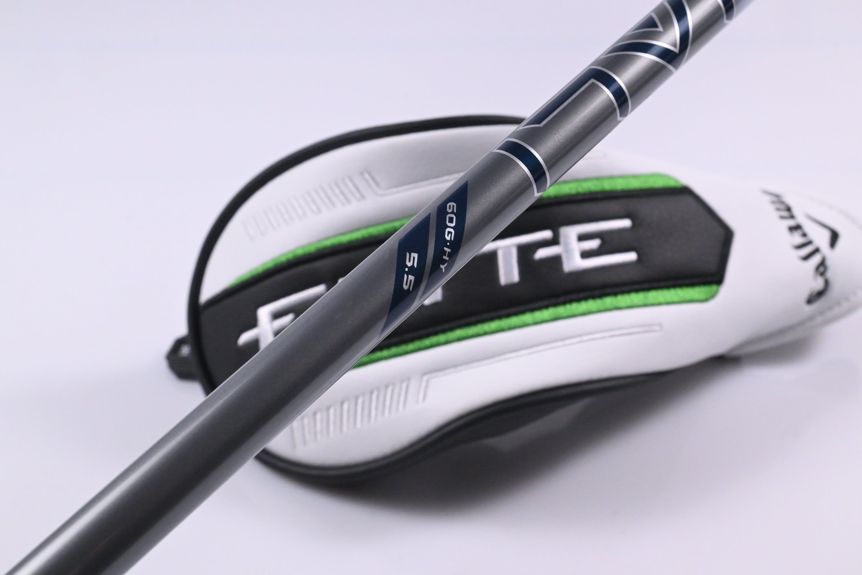 Callaway Elyte #4 Hybrid / 22 Degree / Regular Flex Denali Charcoal 60 Shaft