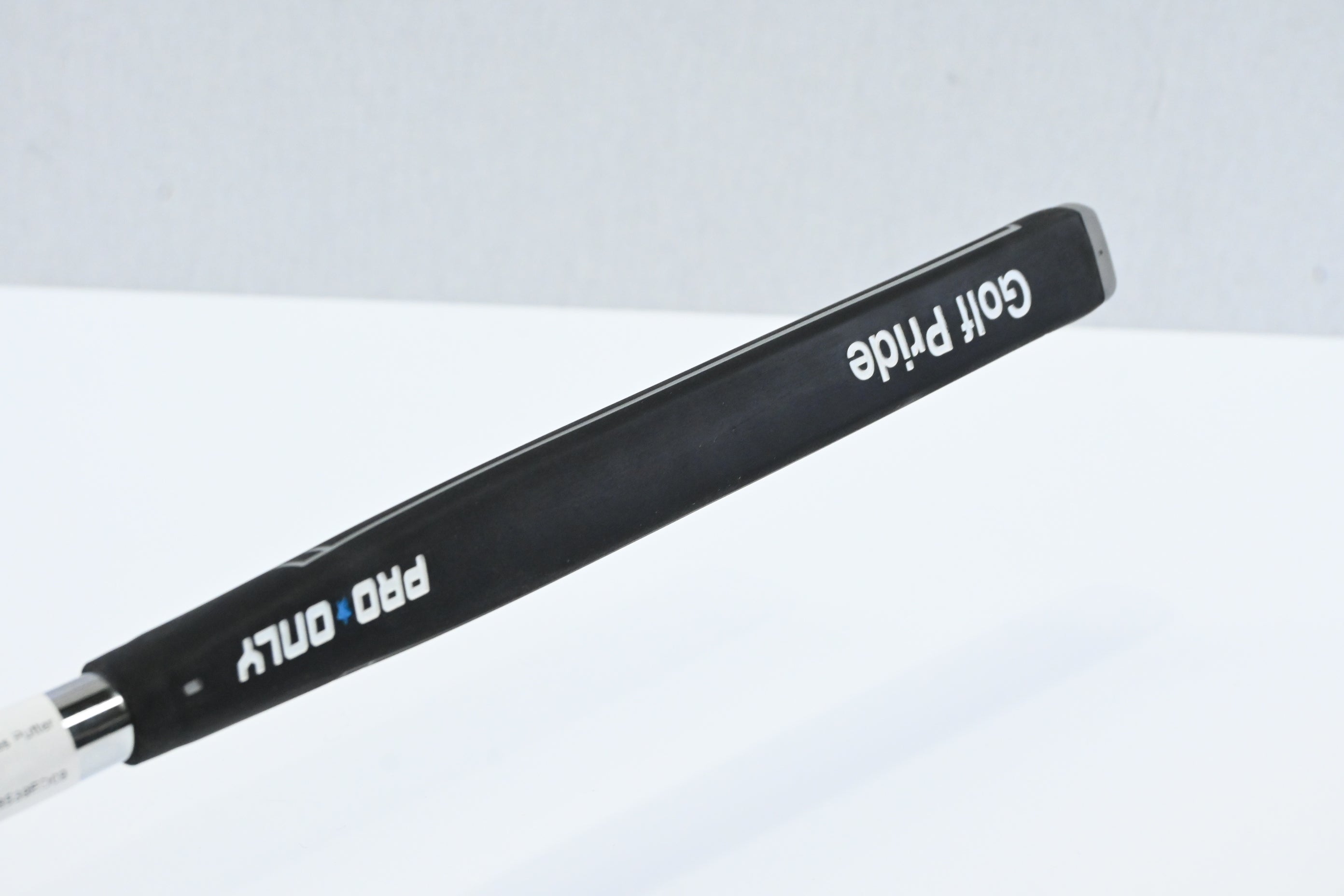 Mizuno M.Craft City Series Nagoya Putter / 34 Inch