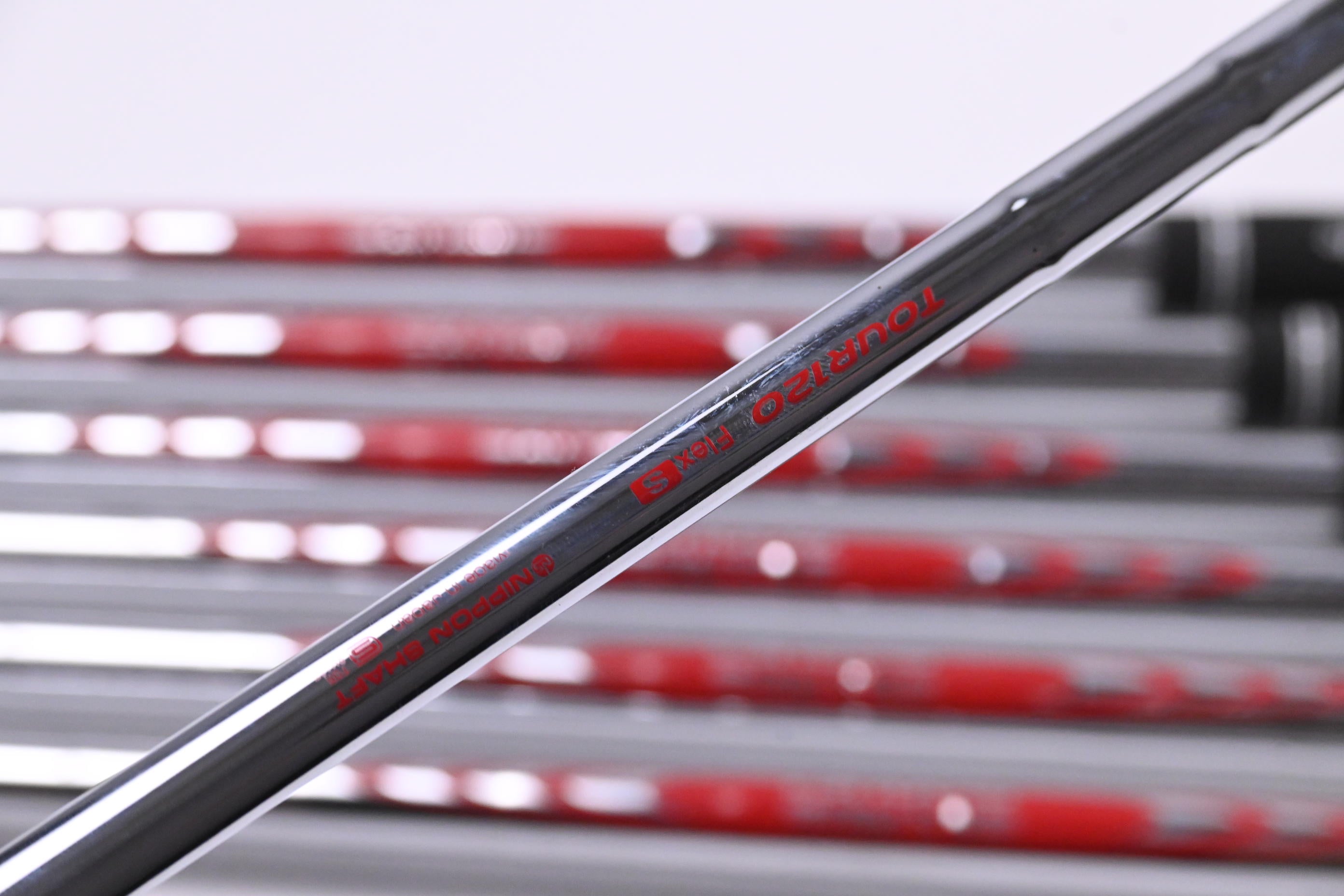 Taylormade P.7CB Irons / 3-9i / Stiff Flex N.S.Pro Modus³ Tour 120 Shafts