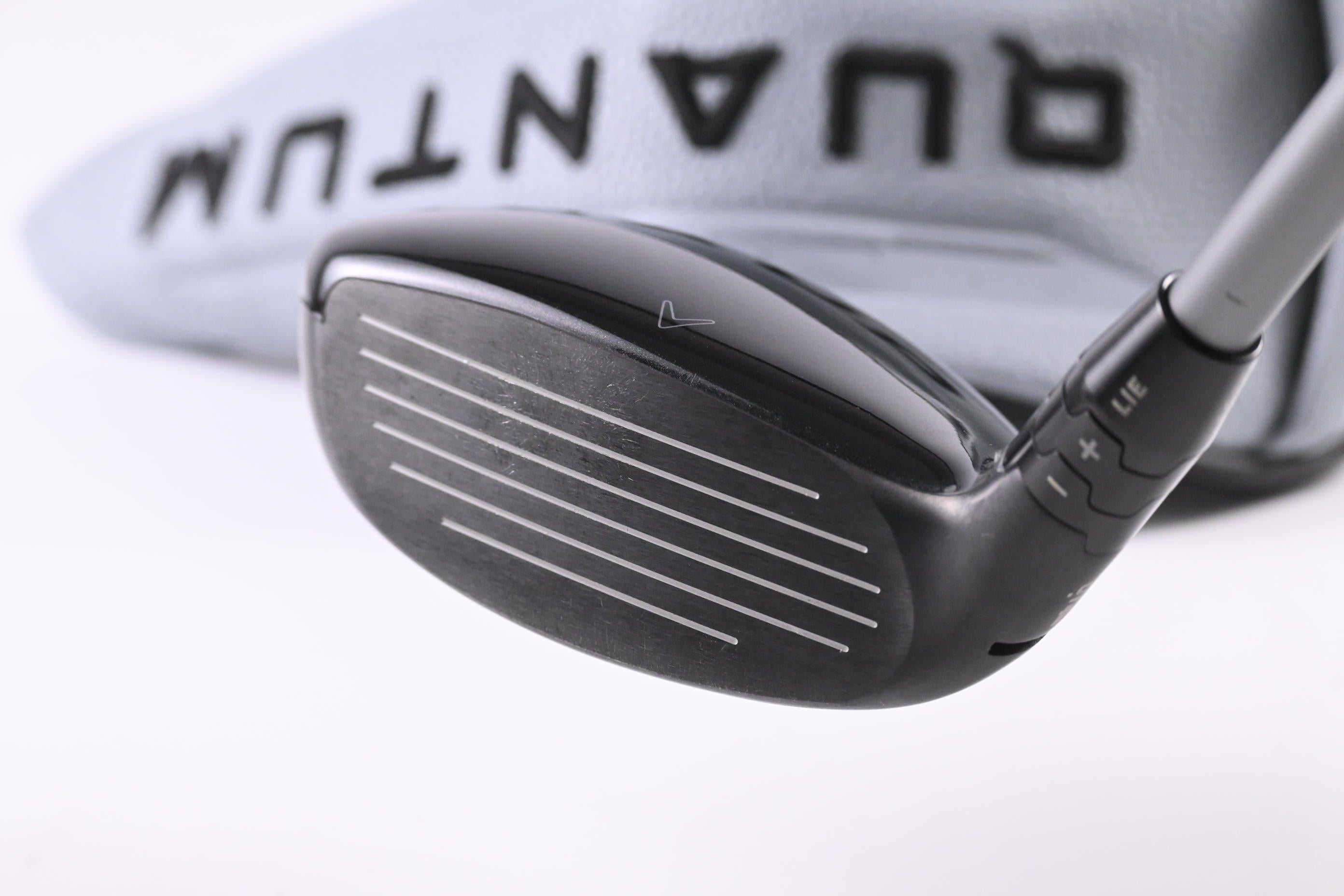 Callaway Quantum Max OS #4 Hybrid / 20 Degree / Regular Flex Denali Frost Silver 60