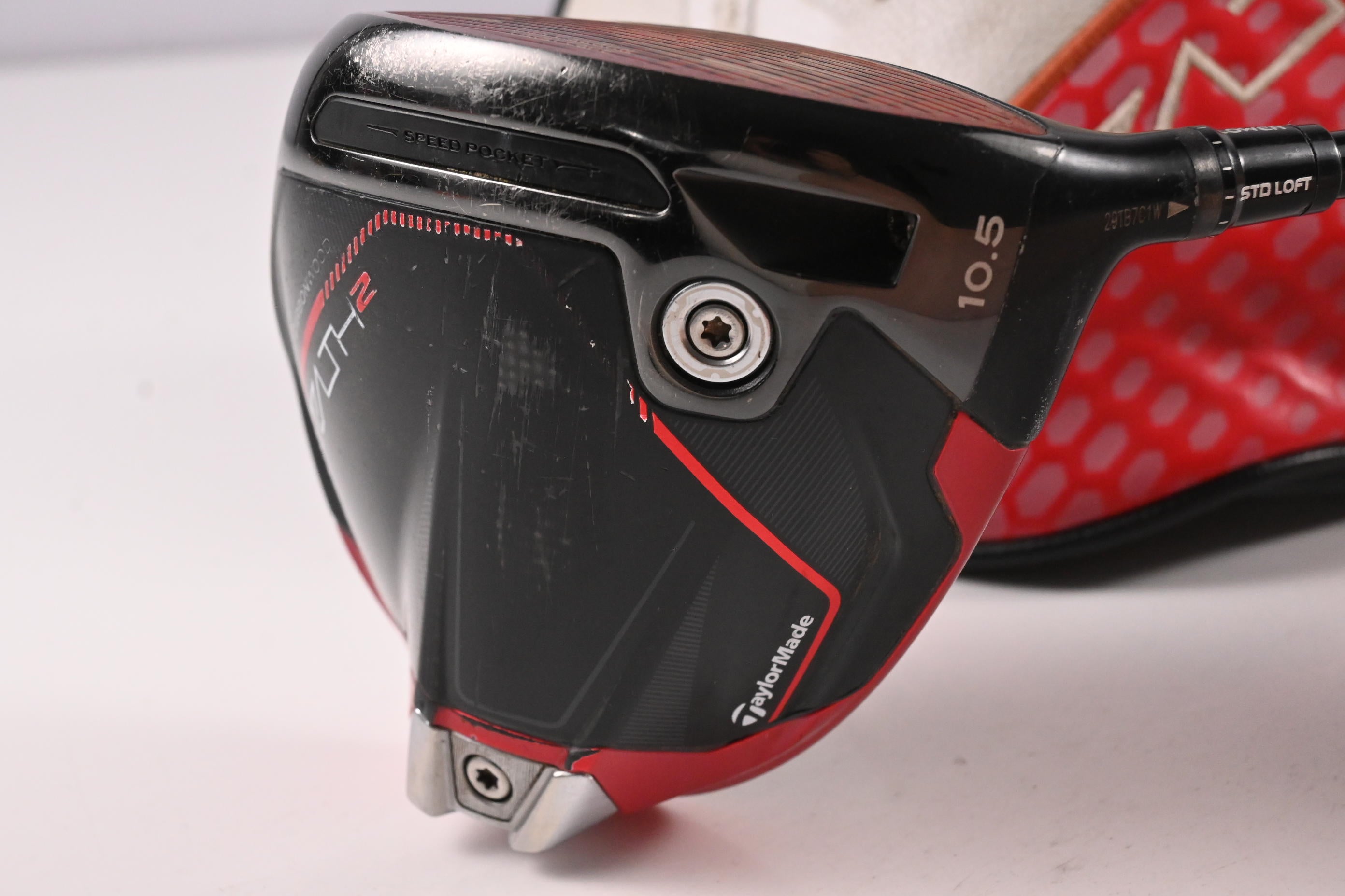 Taylormade Stealth 2 Driver / 10.5 Degree / Regular Flex Crossfire 60 Shaft