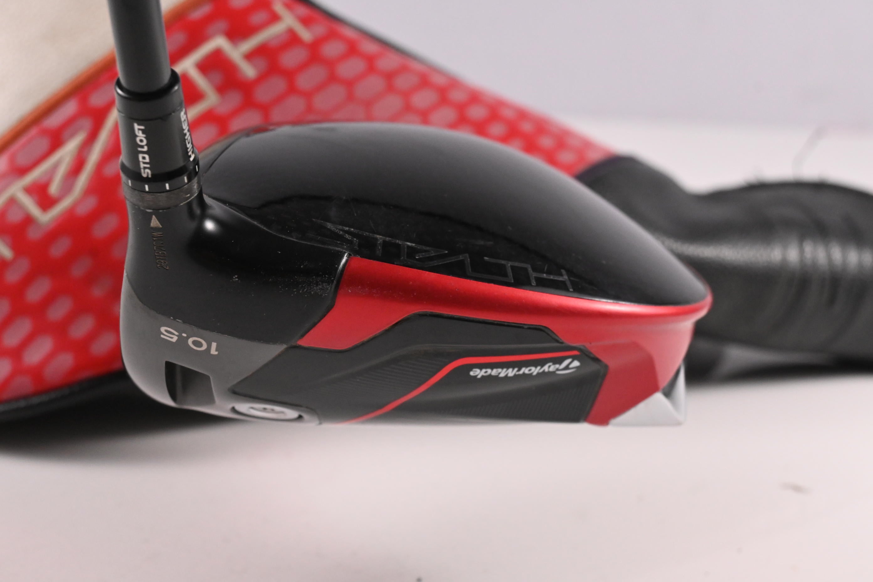 Taylormade Stealth 2 Driver / 10.5 Degree / Regular Flex Crossfire 60 Shaft