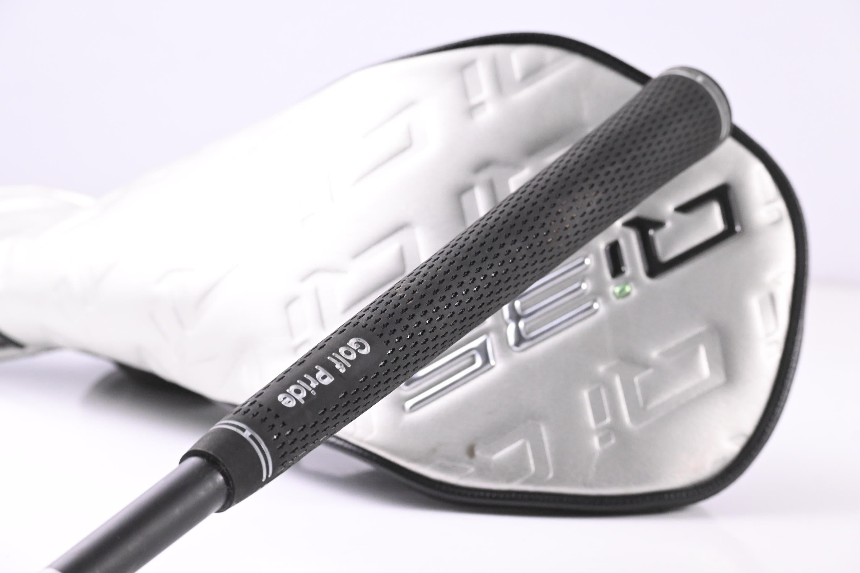 Taylormade Qi35 LS Driver / 9 Degree / Stiff Flex Kai'li White Dark Waves 60