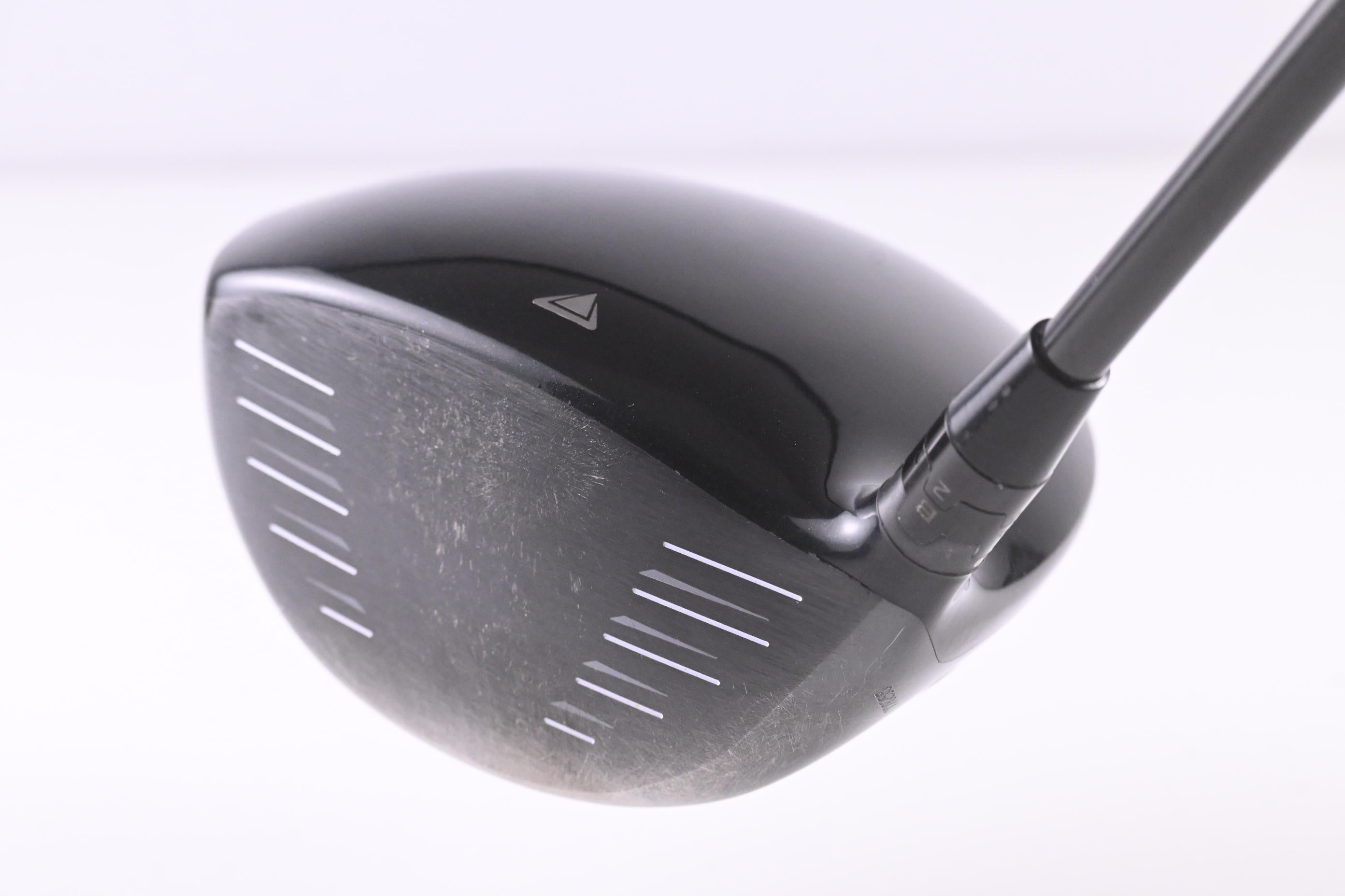 Titleist 915 D2 Driver / 8.5 Degree / Stiff Flex Diamana LTD S+ 60 Shaft