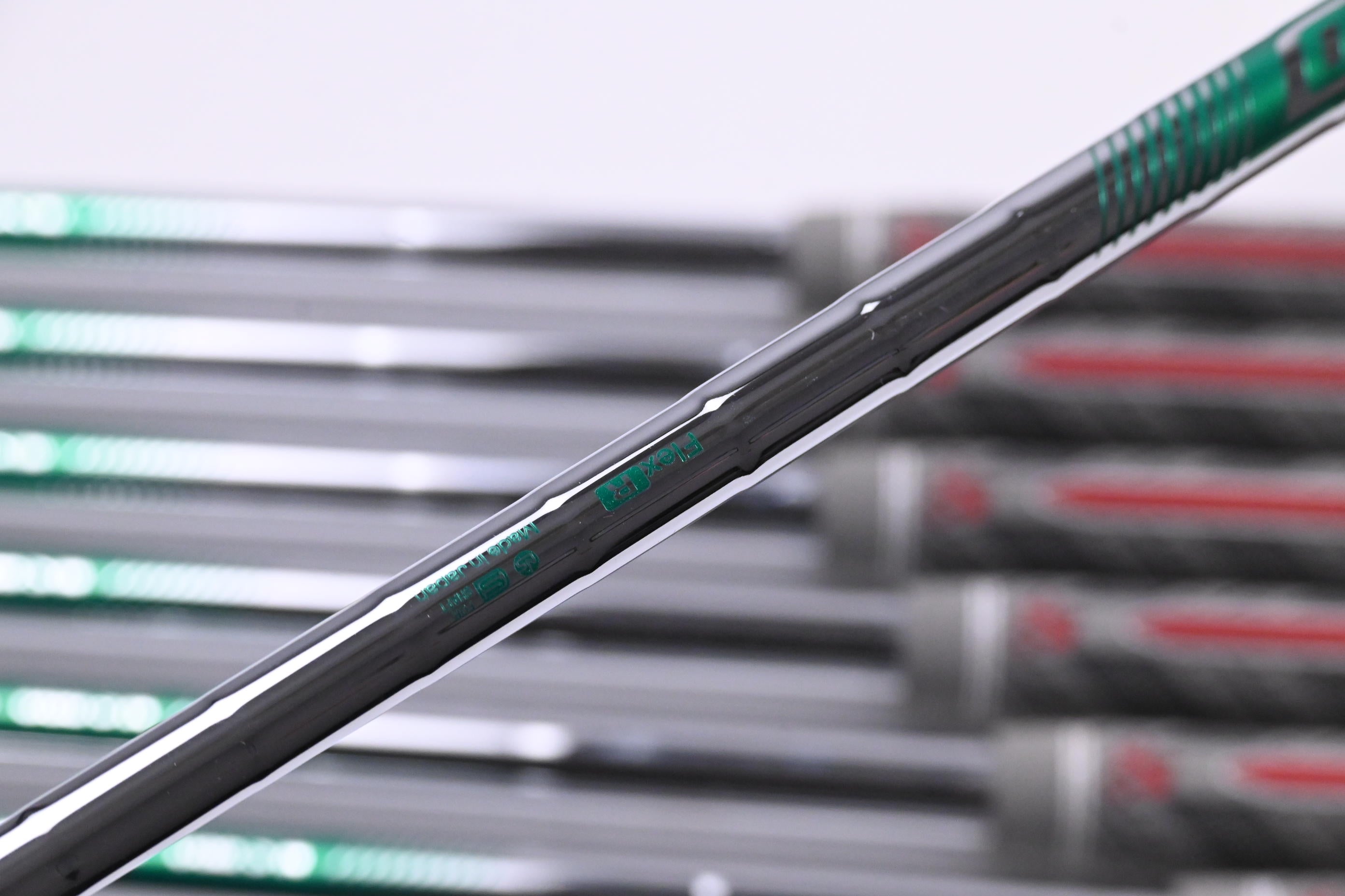 Taylormade P790 2025 Irons / 5-PW+GW / Regular Flex N.S.Pro 750GH Neo Shafts