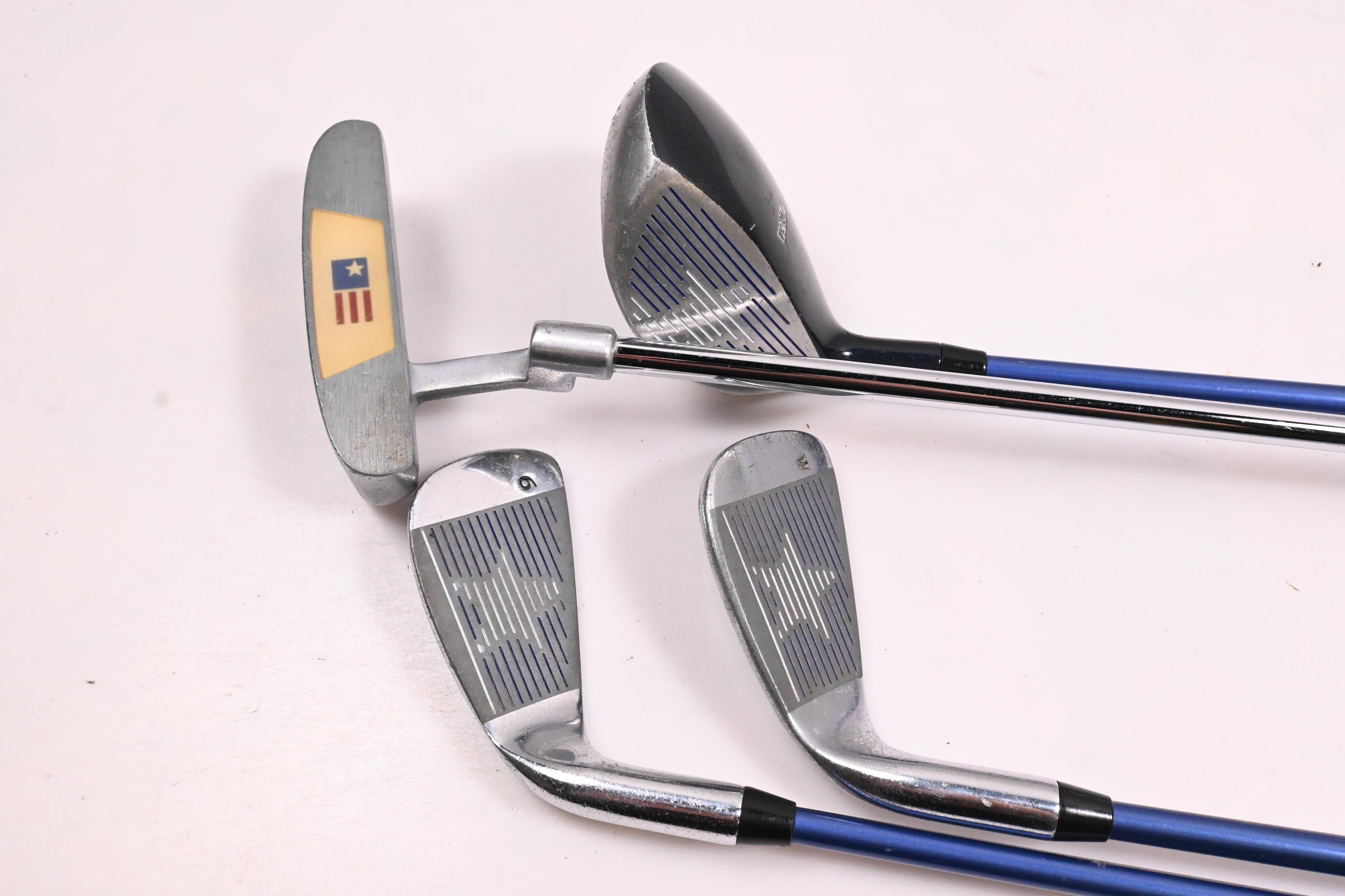 Junior US Kids Ultralight Package Set / Woods, Irons, Putter, Bag