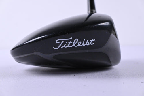 Titleist 910 D2 Driver / 10.5 Degree / Stiff Flex Diamana Kai'li 65 Shaft