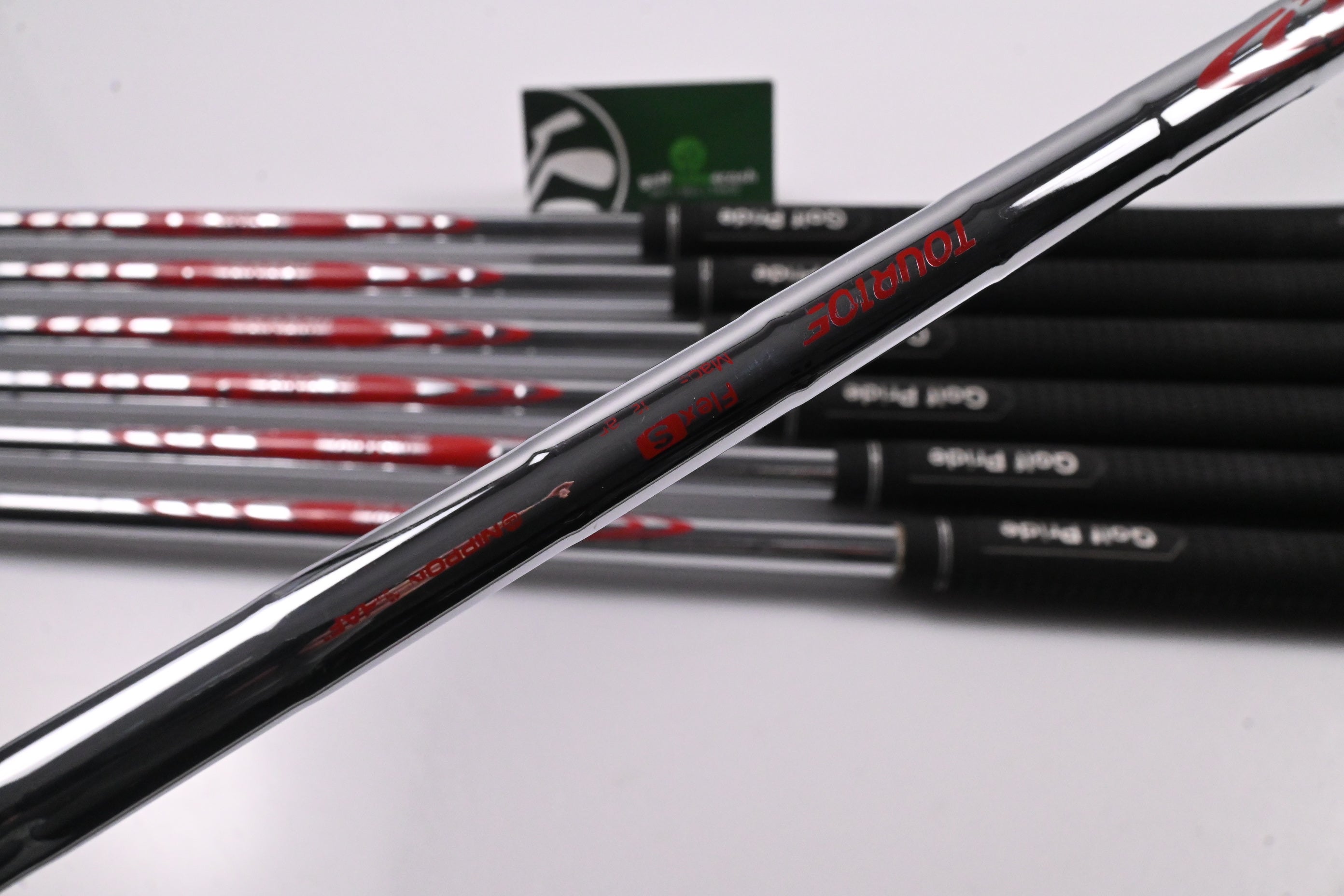 Taylormade P790 2019 Irons / 4-PW / Stiff Flex NS Pro Modus 3 Tour 105 Shafts