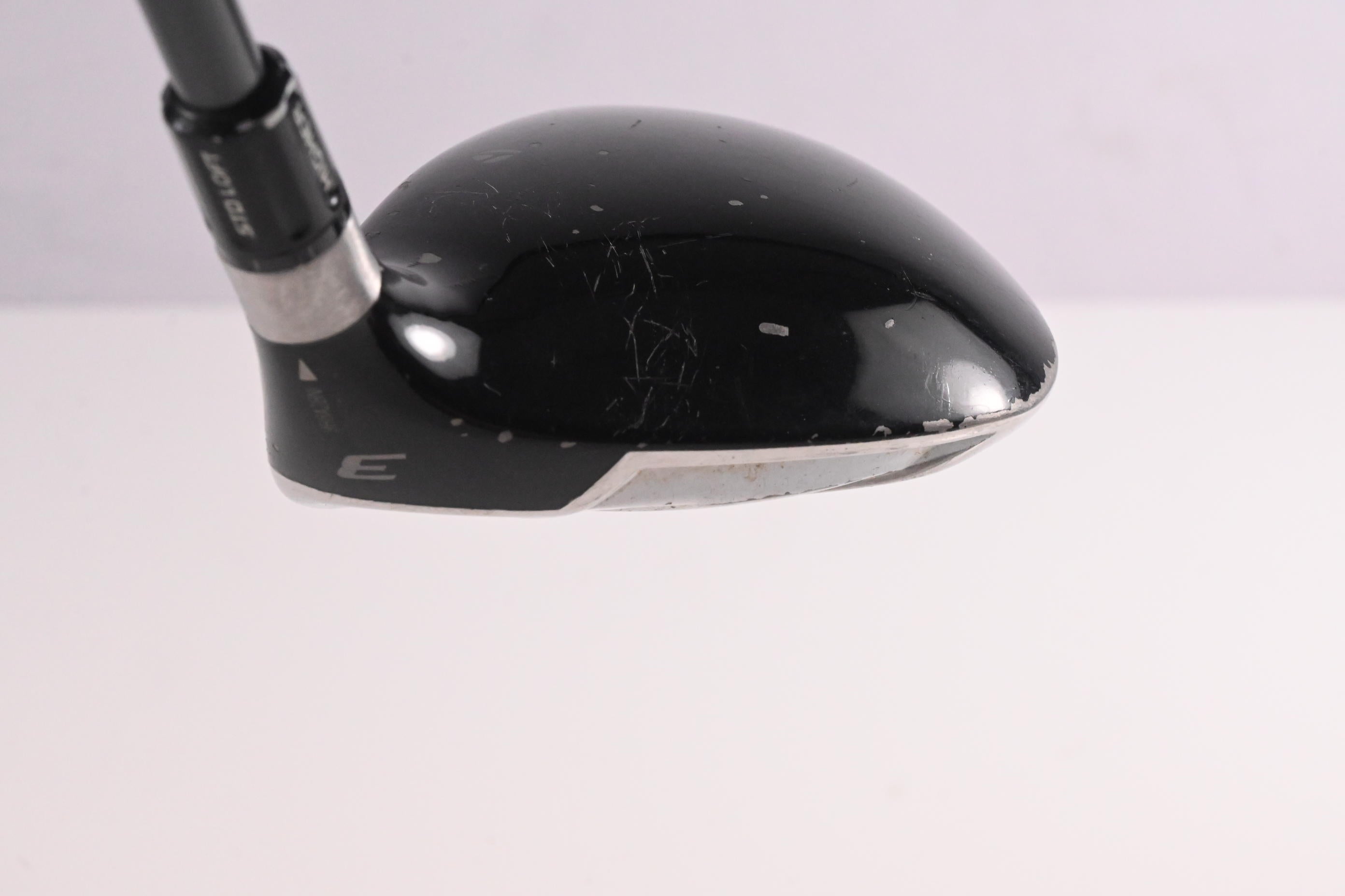 Taylormade R9 #3 Wood / 15 Degree / Senior Flex Fujikura XLR8 Pro 56 Shaft