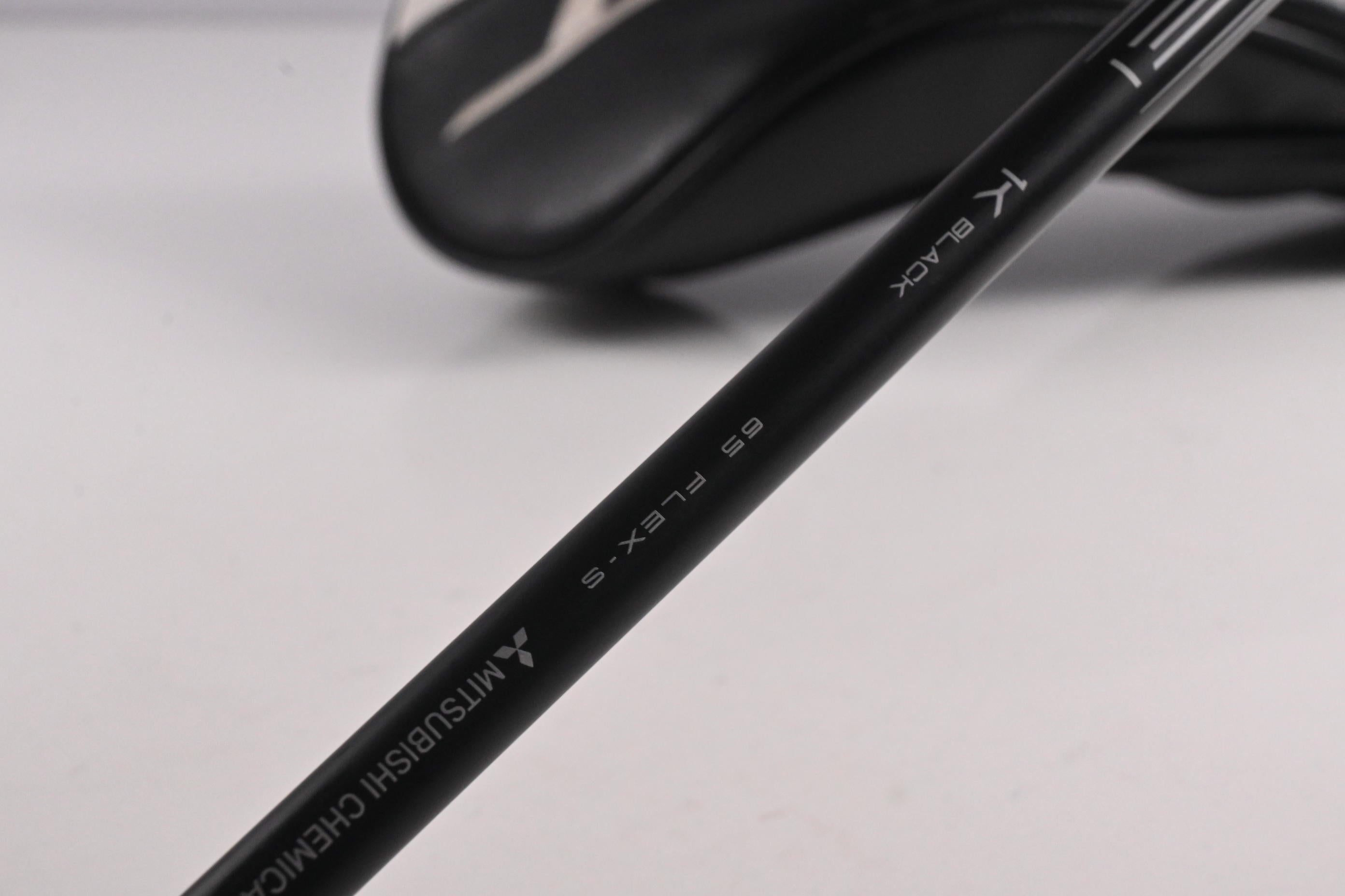 Titleist GT2 Driver / 9 Degree / Stiff Flex Tensei 1K Black 65 Shaft