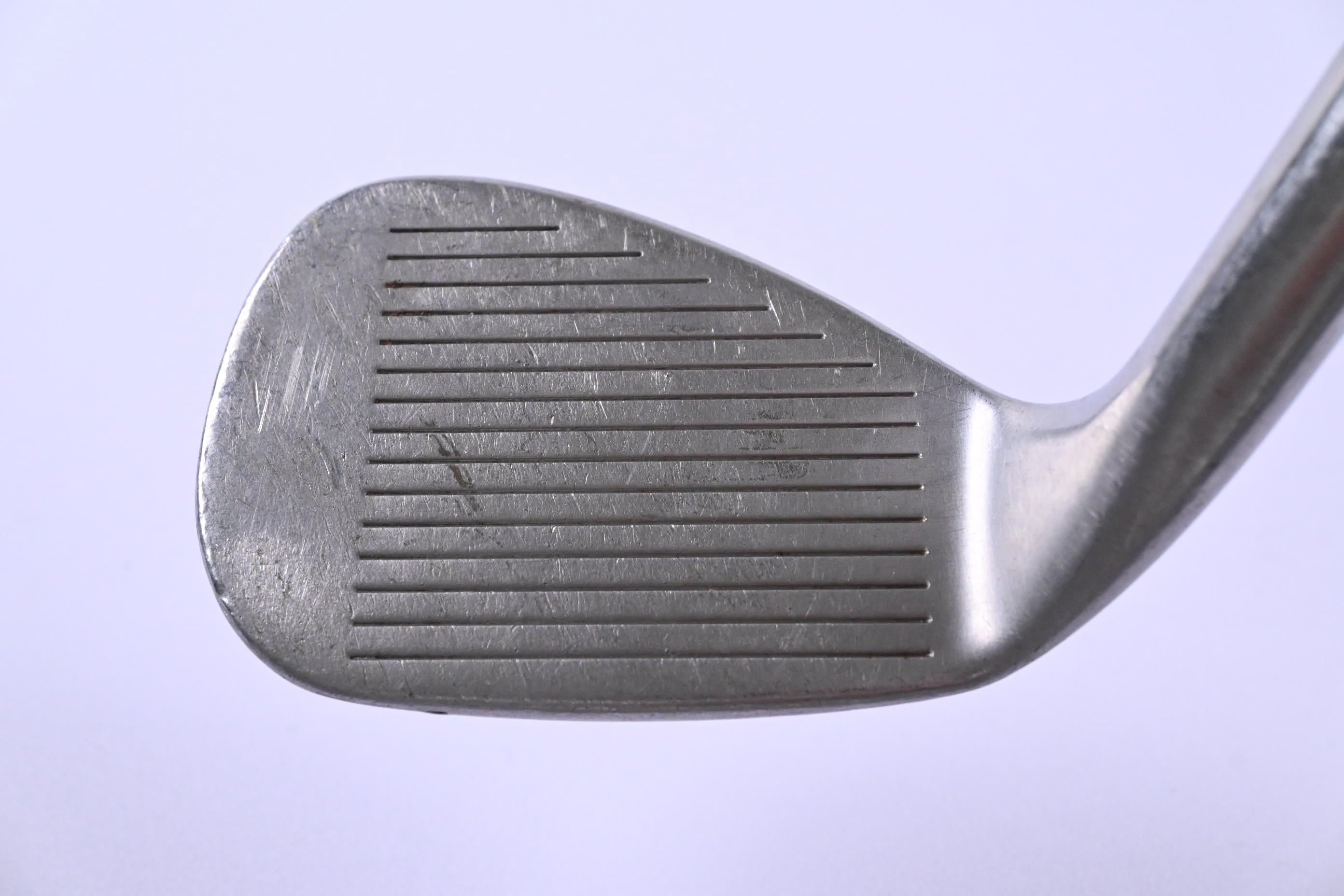 Titleist DCI 962 Sand Wedge / 56 Degree / Regular Flex Dynamic Gold 300 Shaft
