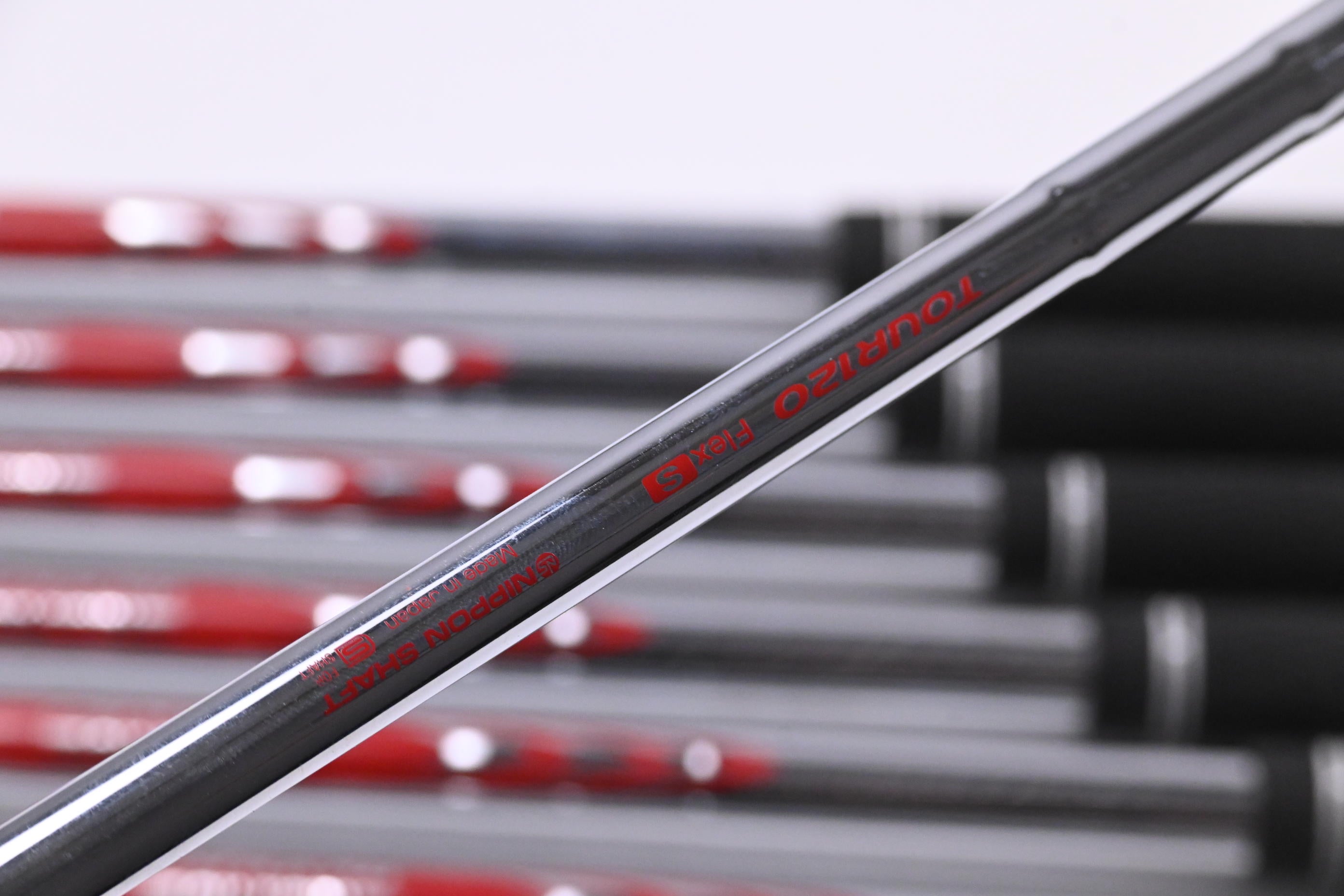 Callaway Apex Ai150 Irons / 4-PW / Stiff Flex N.S.Pro Modus³ Tour 120 Shafts