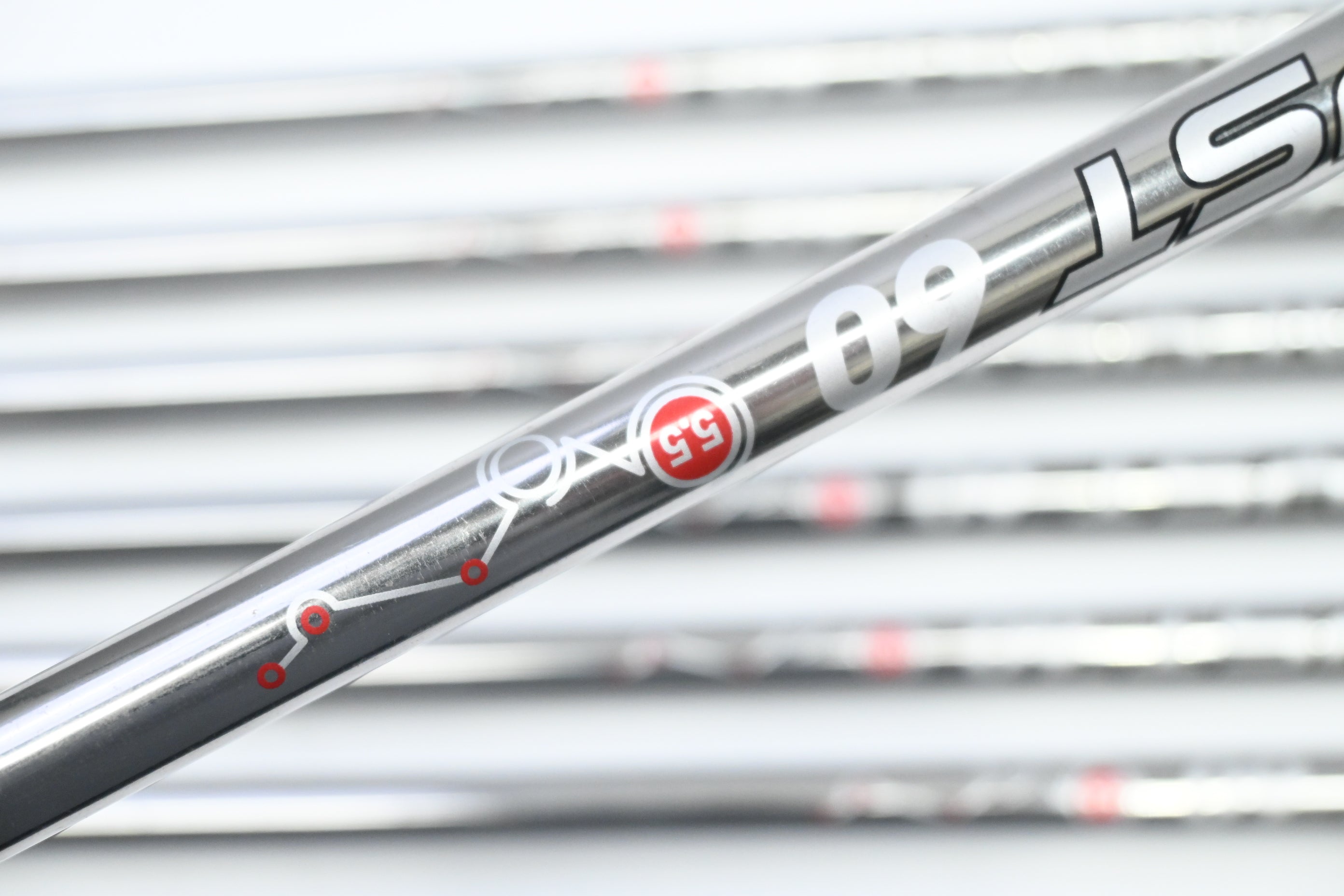 Callaway Apex CF19 Irons / 5-PW+AW / Regular Flex Catalyst 60 Shafts