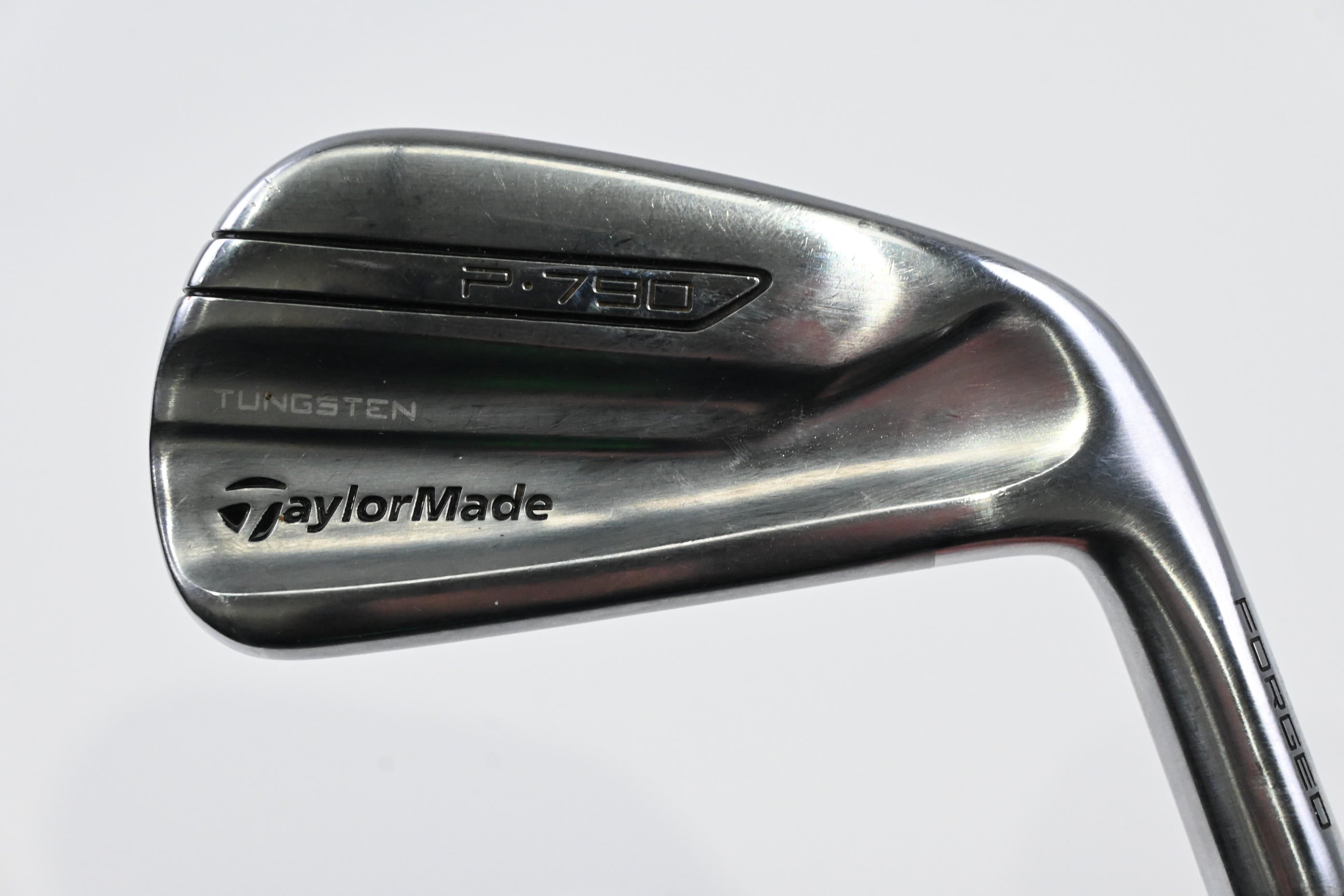 Taylormade P790 UDI 2017 #2 Iron / 17 Degree / Stiff Flex HZRDUS Black 85