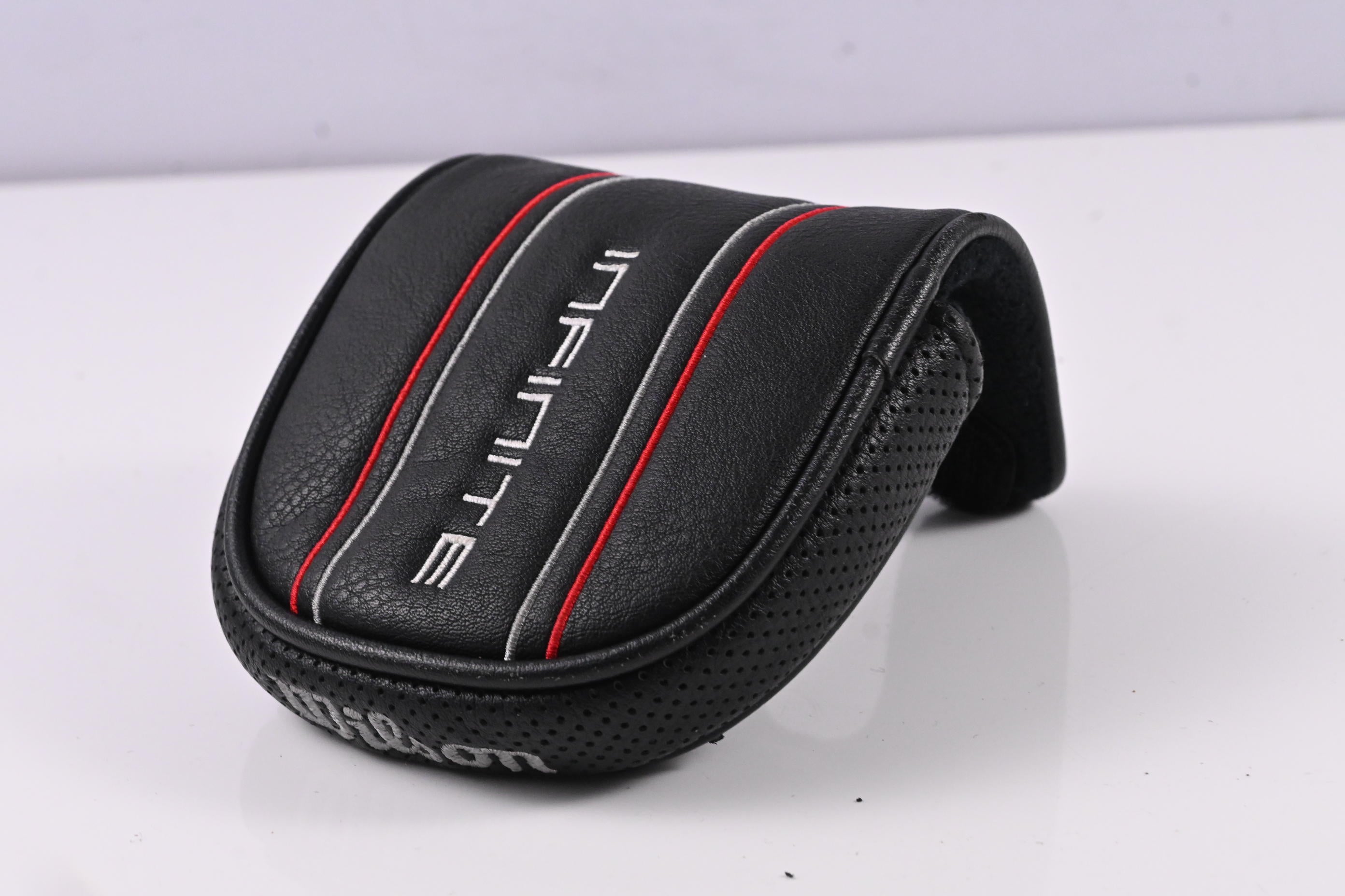 Left Hand Wilson Infinite Zero Torque The 606 Putter / 34 Inch