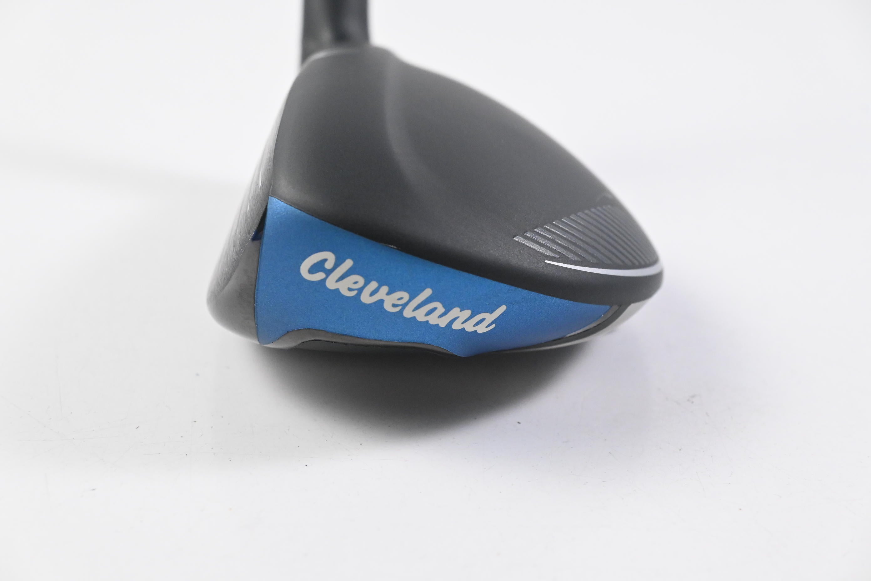 Left Hand Cleveland Launcher XL Halo #4 Hybrid / 21 Degree / Regular Flex Cypher