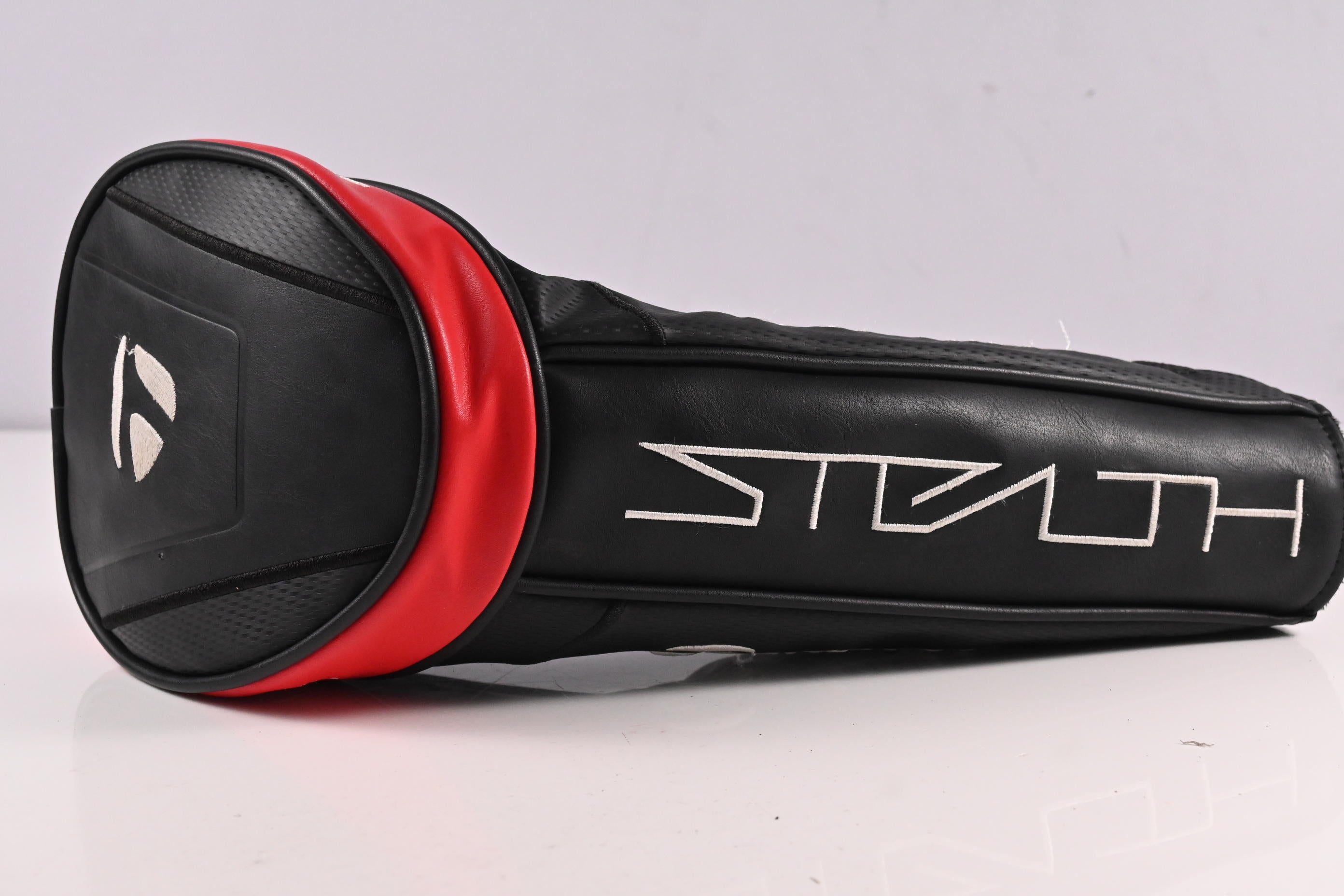 Taylormade Stealth Plus Driver / 10.5 Degree / Stiff Flex HZRDUS Smoke RDX Red 60 Shaft