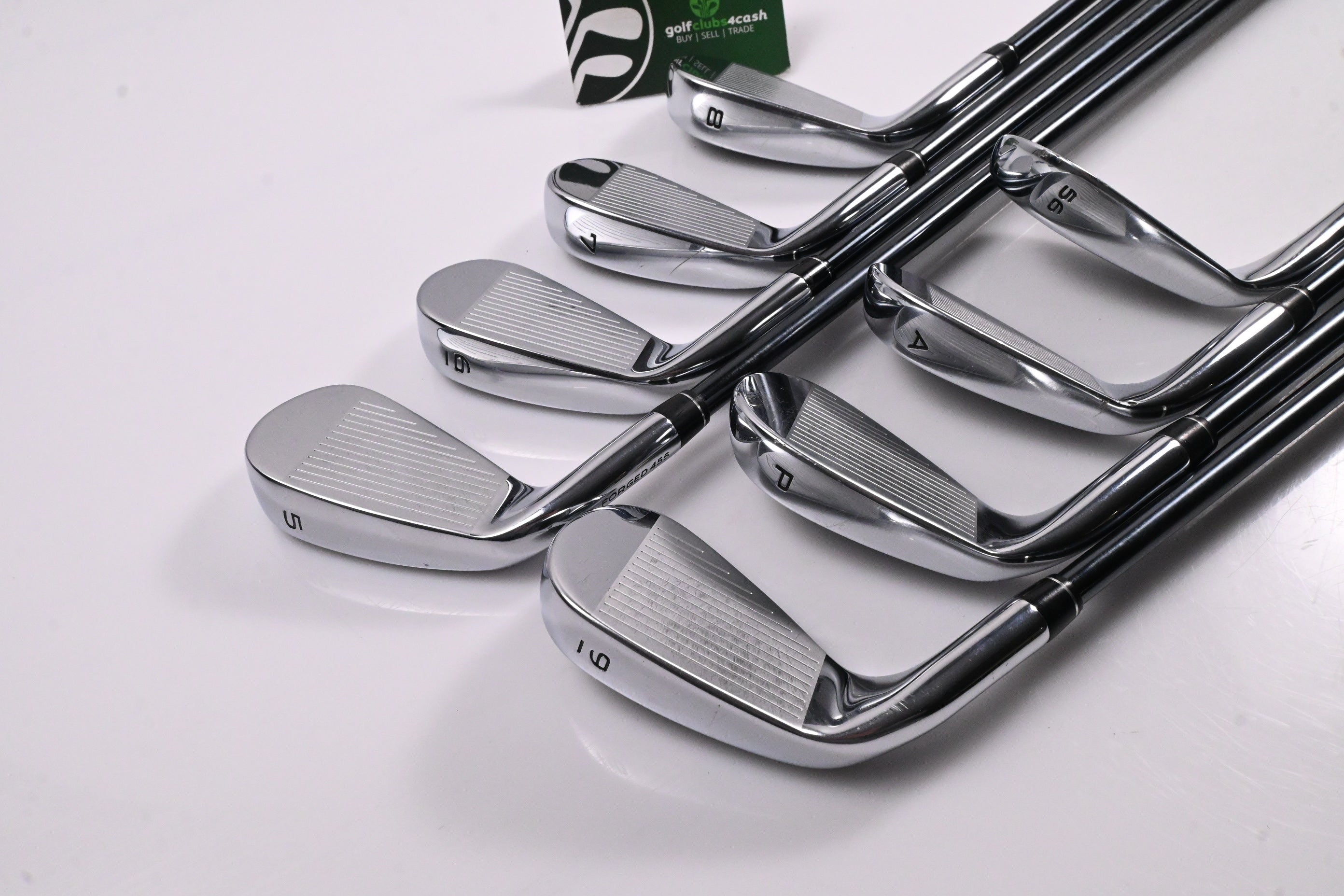 Callaway Paradym X Irons / 5-PW+SW / Regular Flex UST Mamiya Recoil DART 65