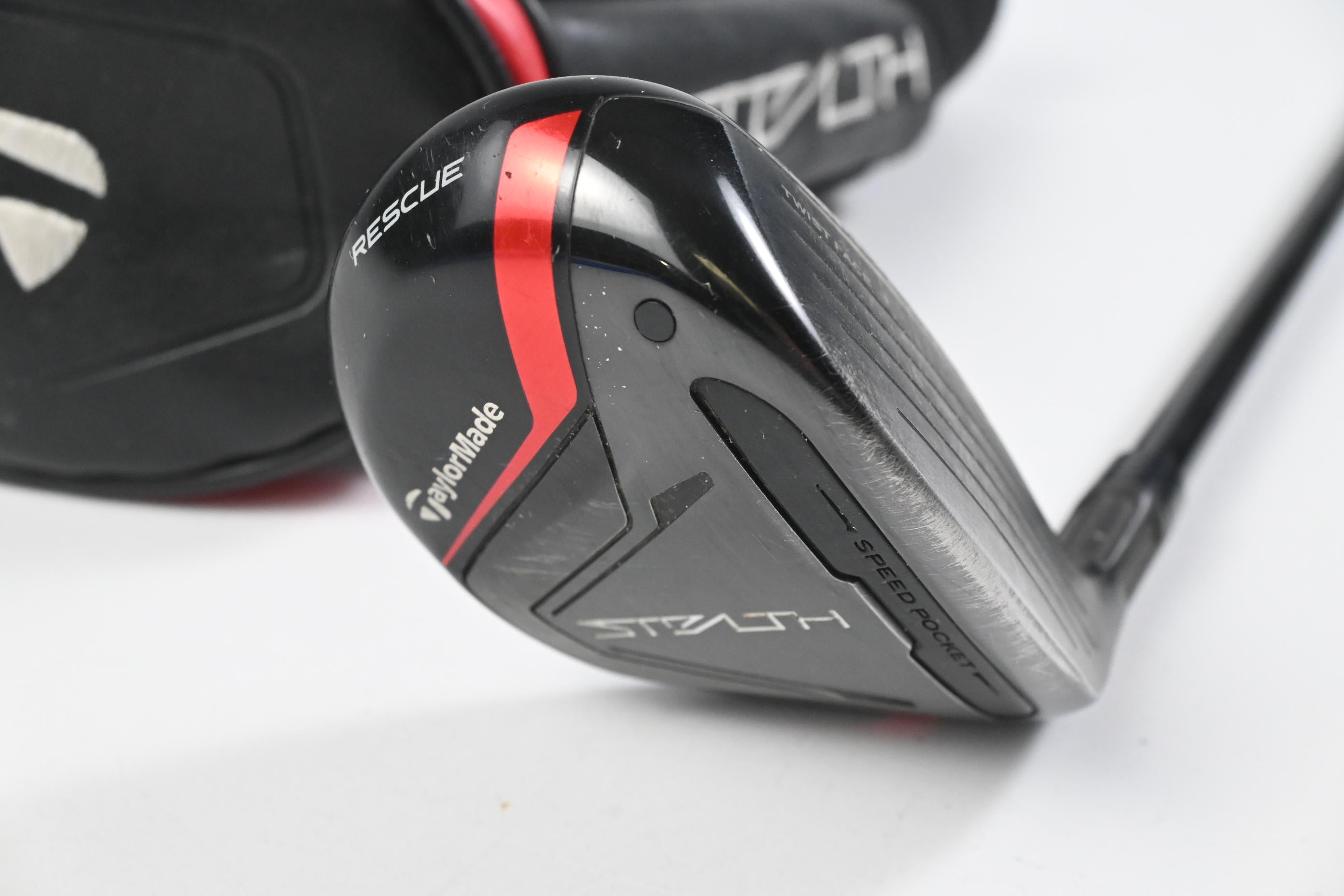 Taylormade Stealth #4 Hybrid / 22 Degree / Regular Flex Fujikura Ventus Red 6