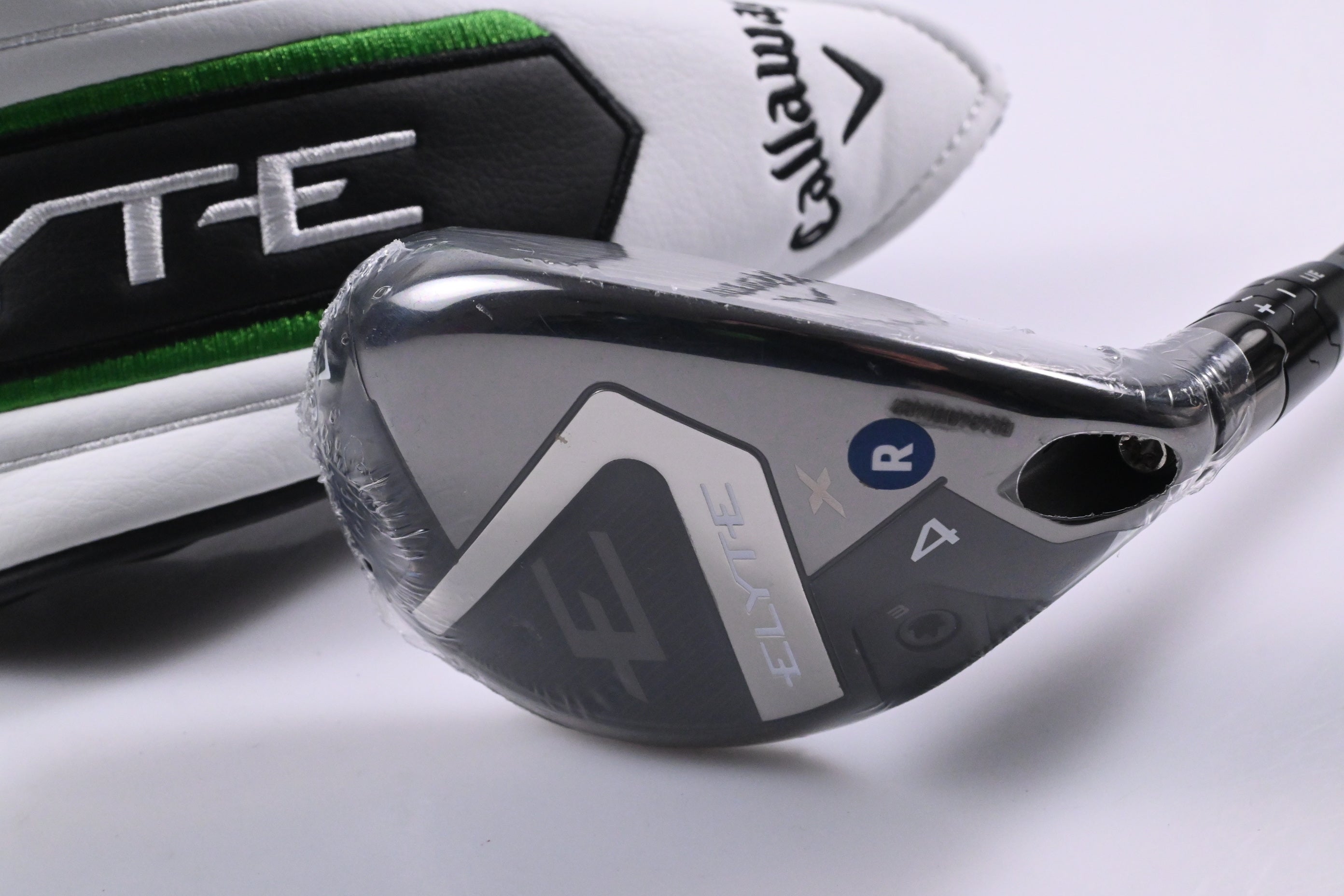 Callaway Elyte X #4 Hybrid / 21 Degree / Regular Flex Denali Charcoal 60 Shaft