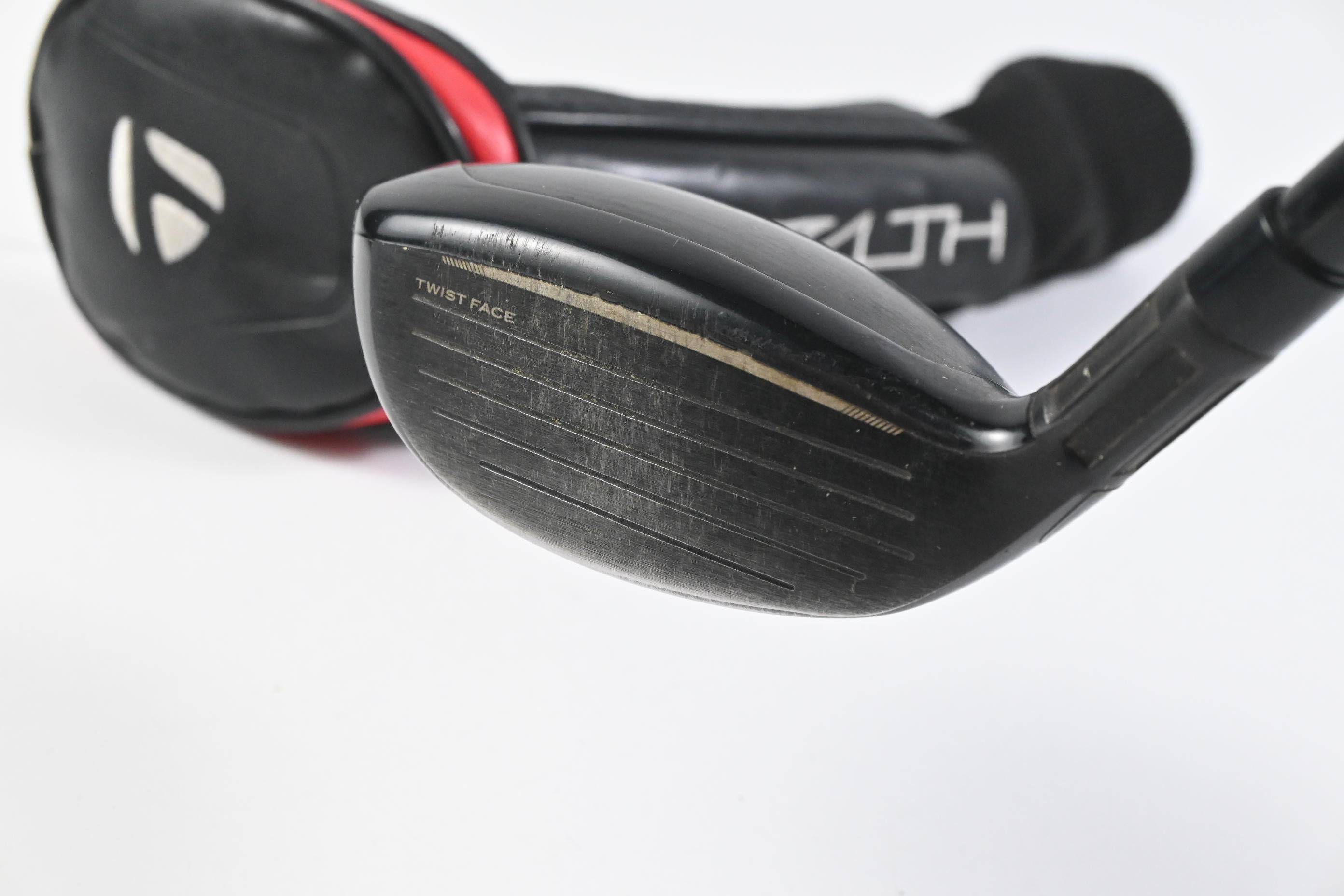 Taylormade Stealth #4 Hybrid / 22 Degree / Regular Flex Fujikura Ventus Red 6