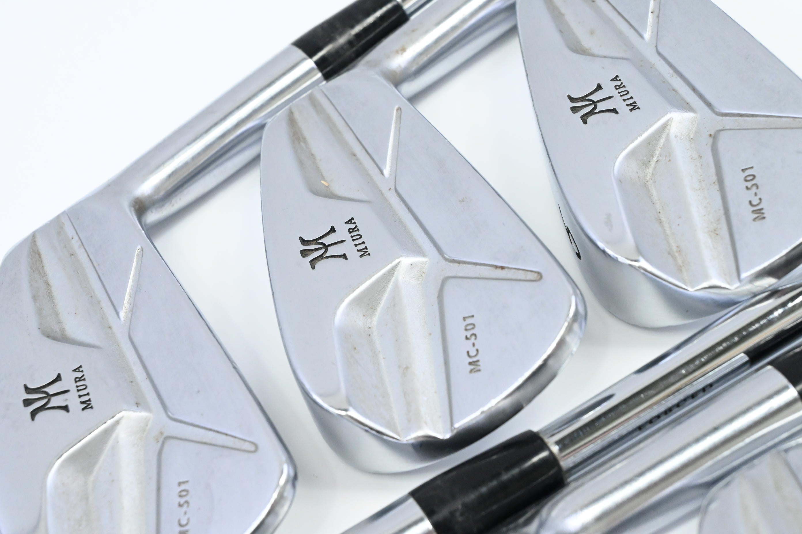 Miura MC-501 2018 Irons / 4-PW / Stiff Flex Dynamic Gold 120 S300 Shafts