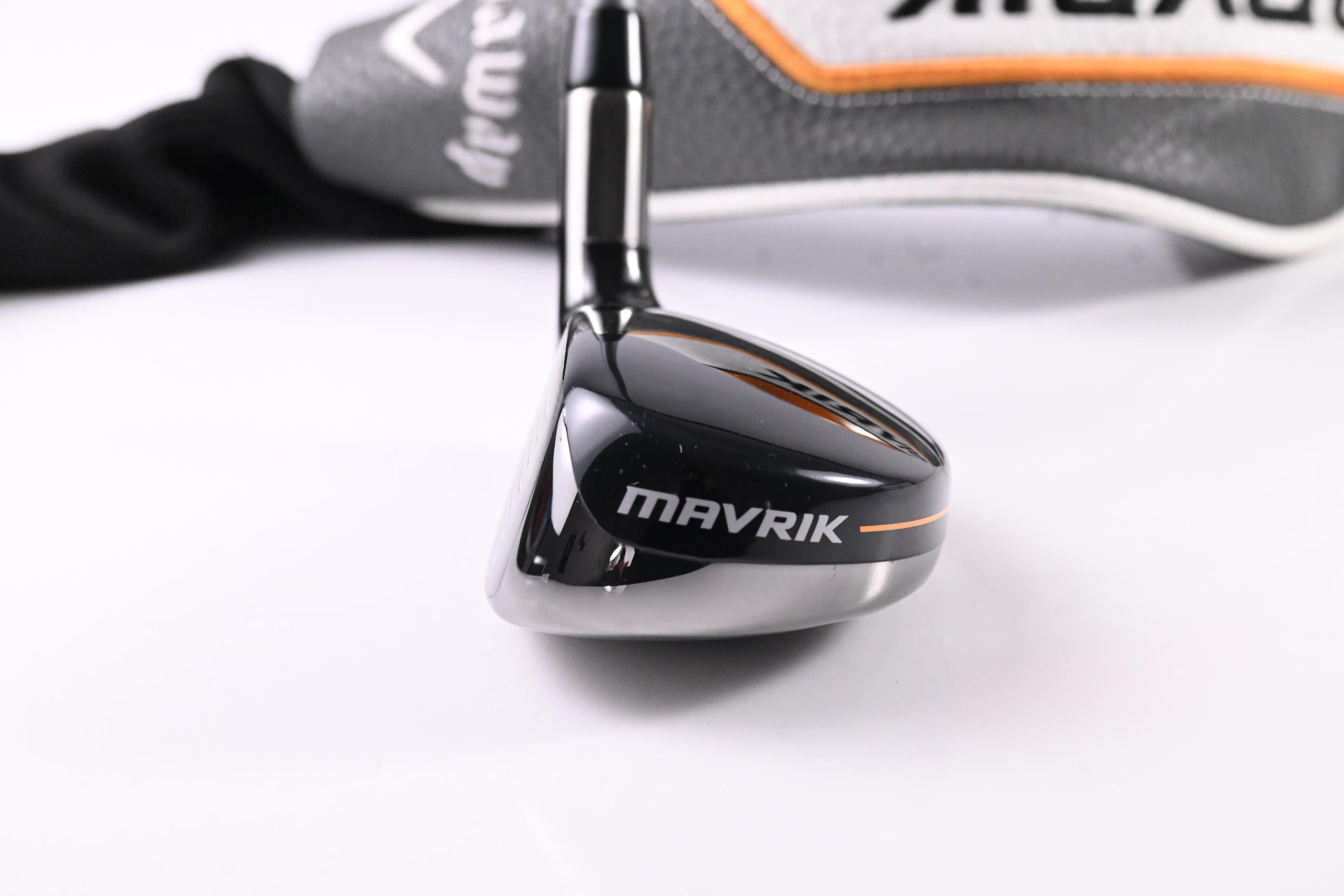 Left Hand Callaway Mavrik #4 Hybrid / 20 Degree / Regular Flex Catalyst 65 Shaft