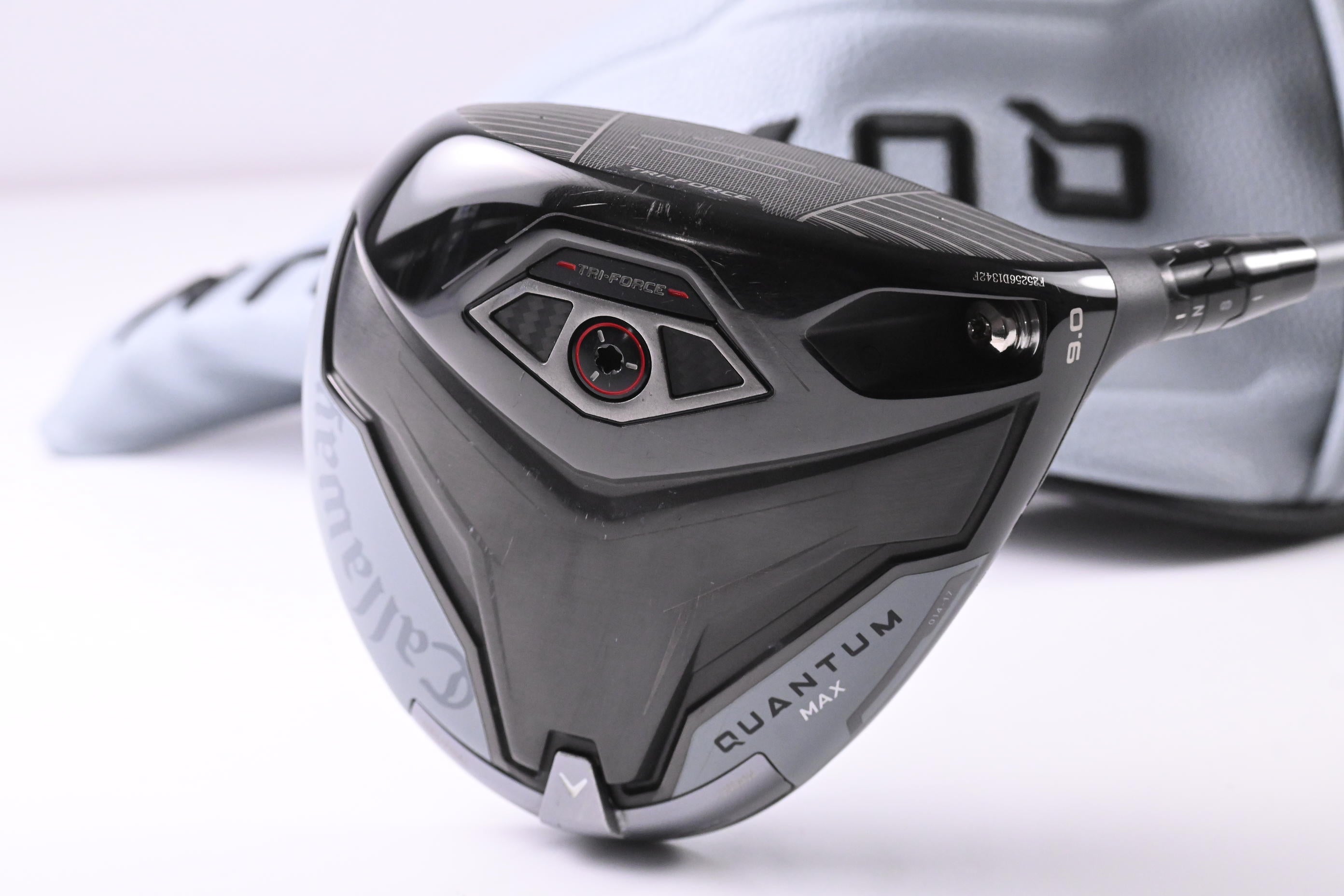 Callaway Quantum Max Driver / 9 Degree / Stiff Flex Denali Frost Silver 60 Shaft