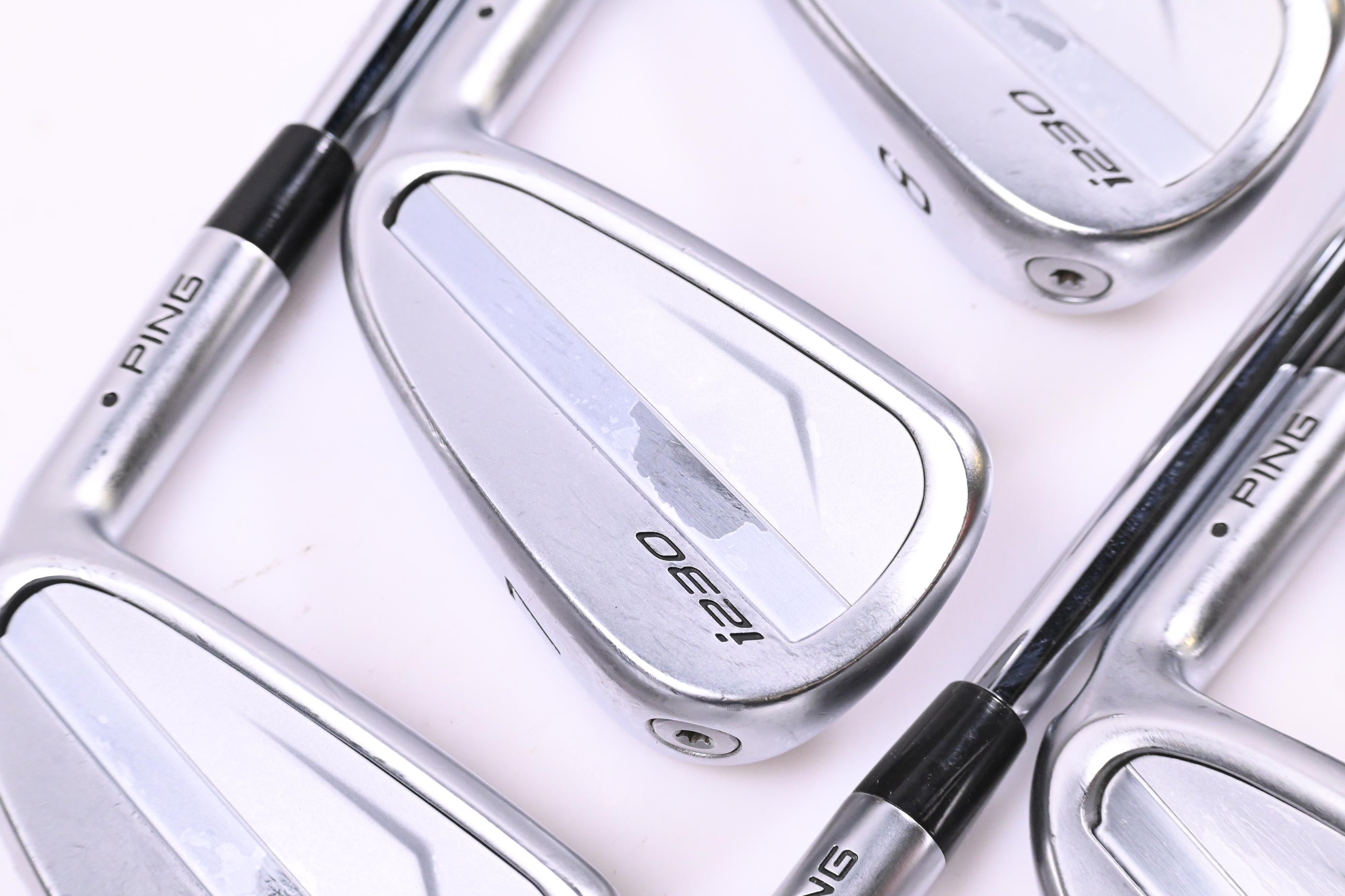 Ping i230 Irons / 6-PW+GW / Black Dot / Stiff Flex Elevate MPH 95 Shafts