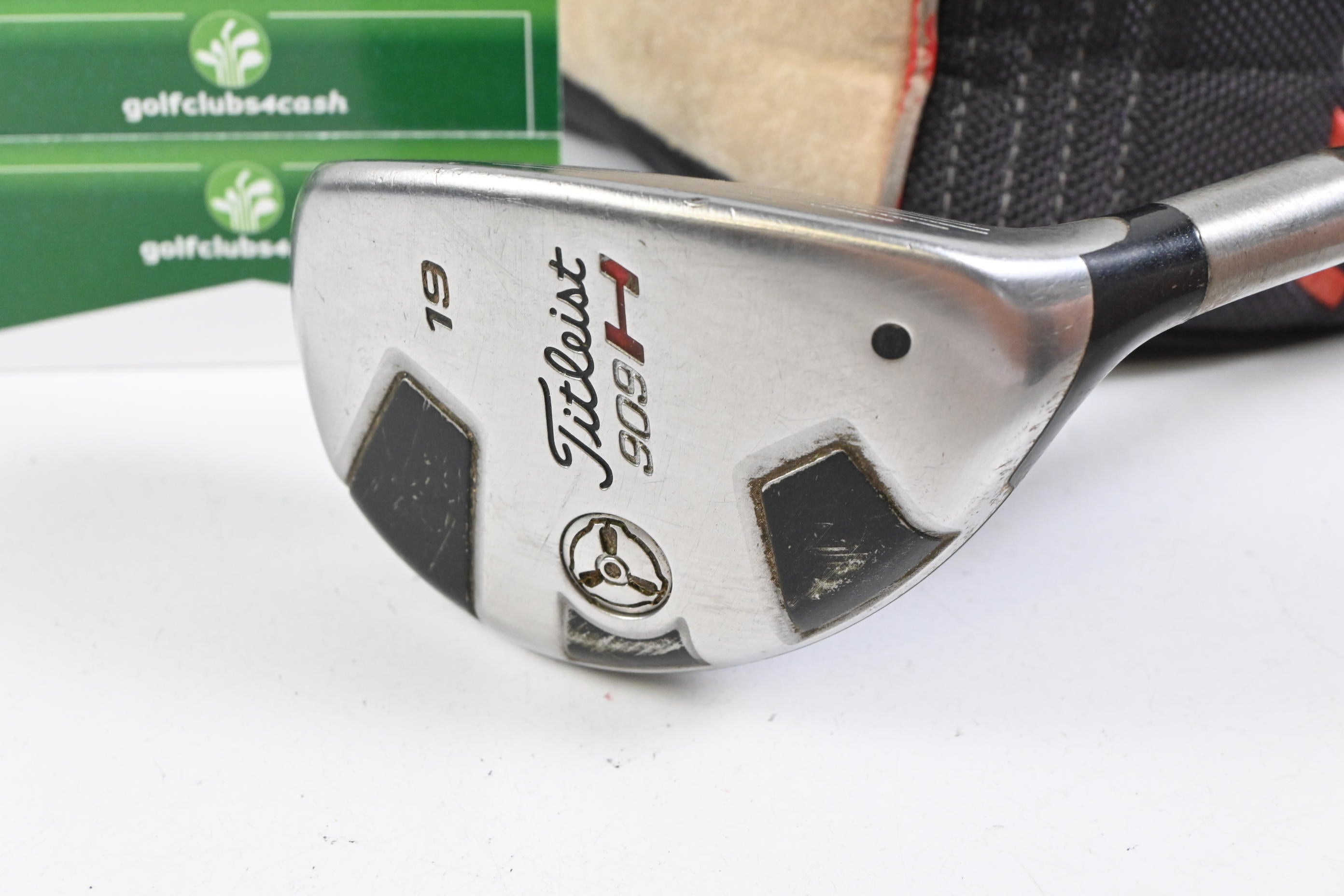Titleist 909H #3 Hybrid / 19 Degree / Regular Flex UST Proforce V2 70 Shaft