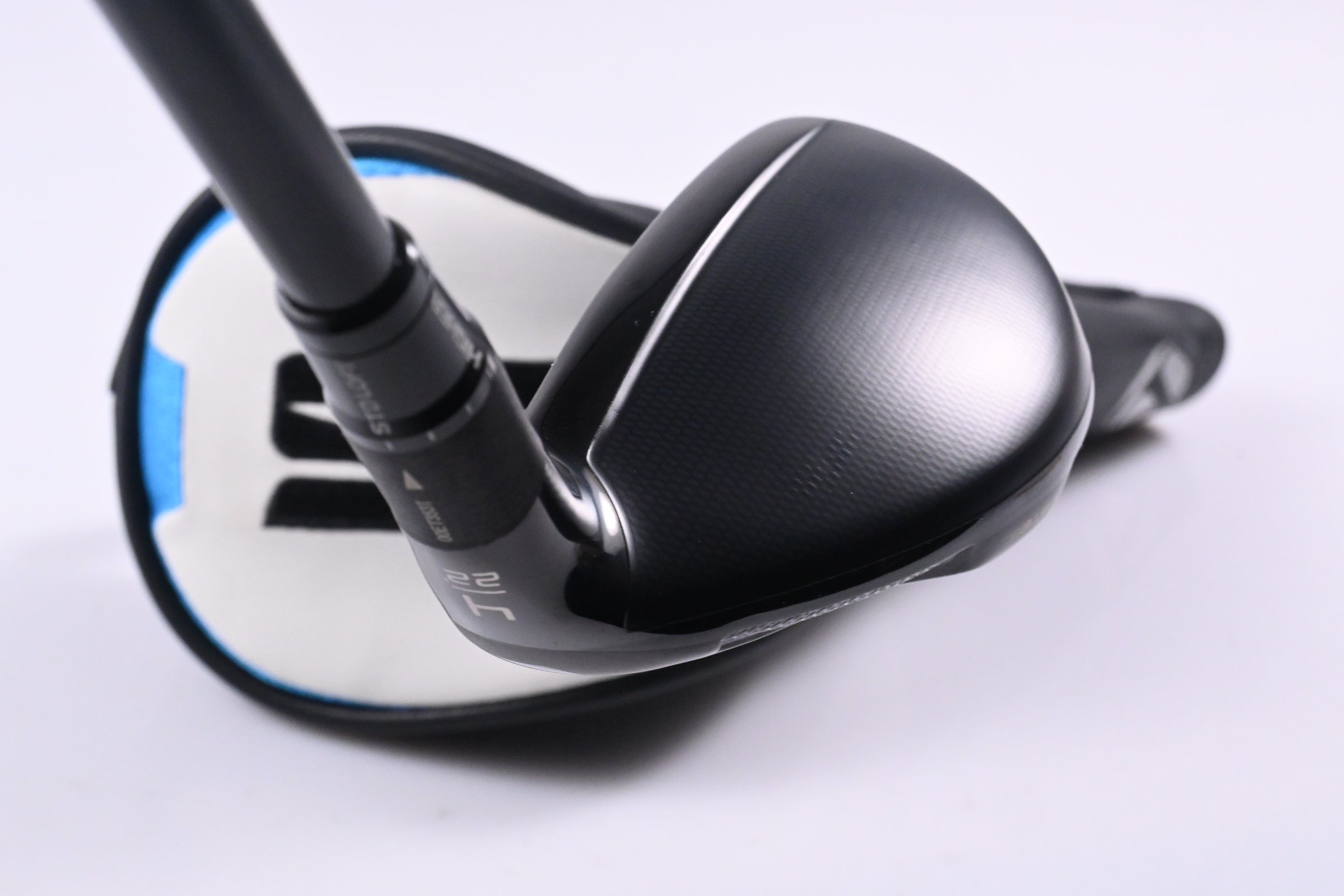 Taylormade SIM2 #4 Hybrid / 22 Degree / Regular Flex Tensei AV Raw Blue 70