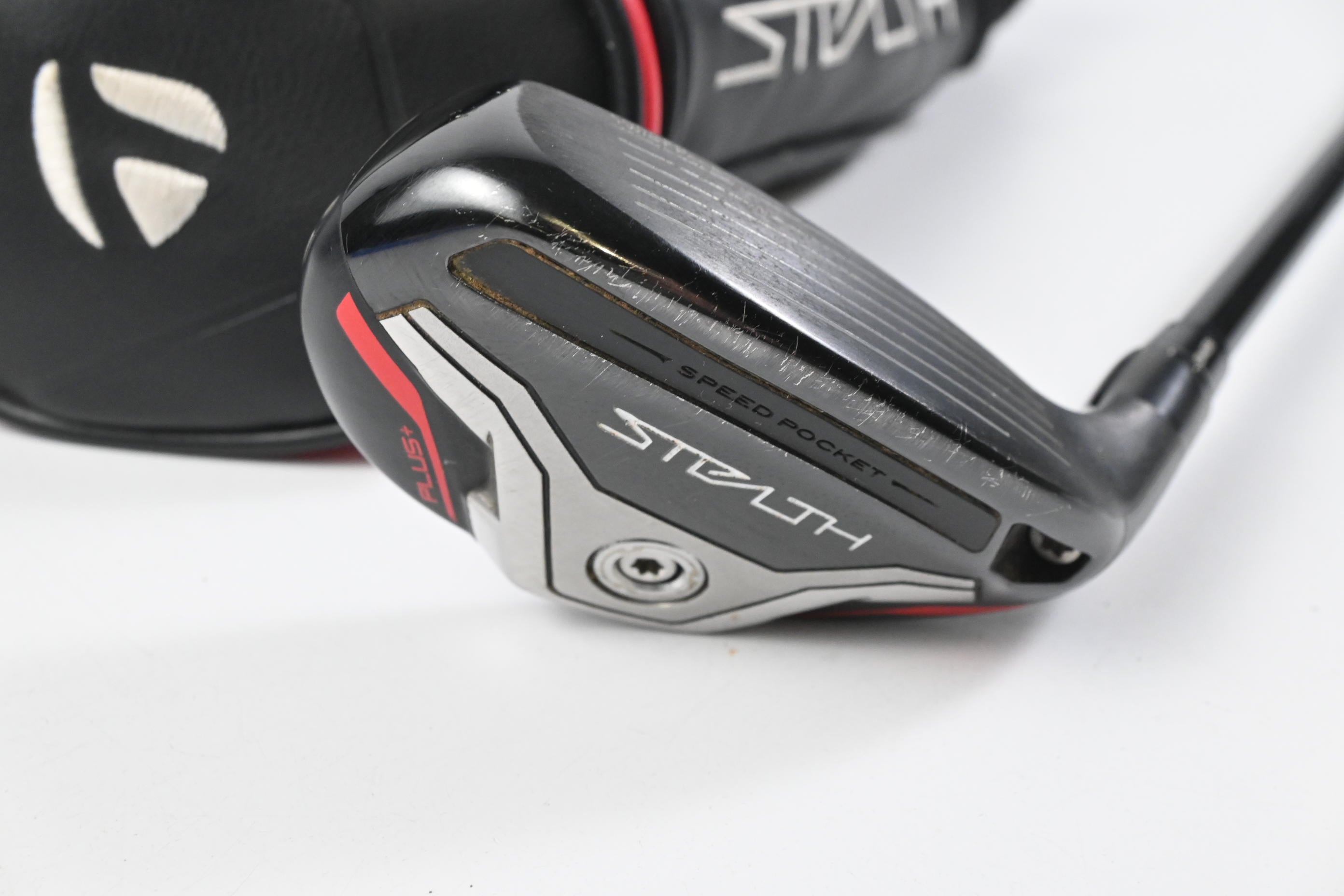 Taylormade Stealth Plus #3 Hybrid / 19.5 Degree / Stiff Flex Hzrdus Smoke RDX 80