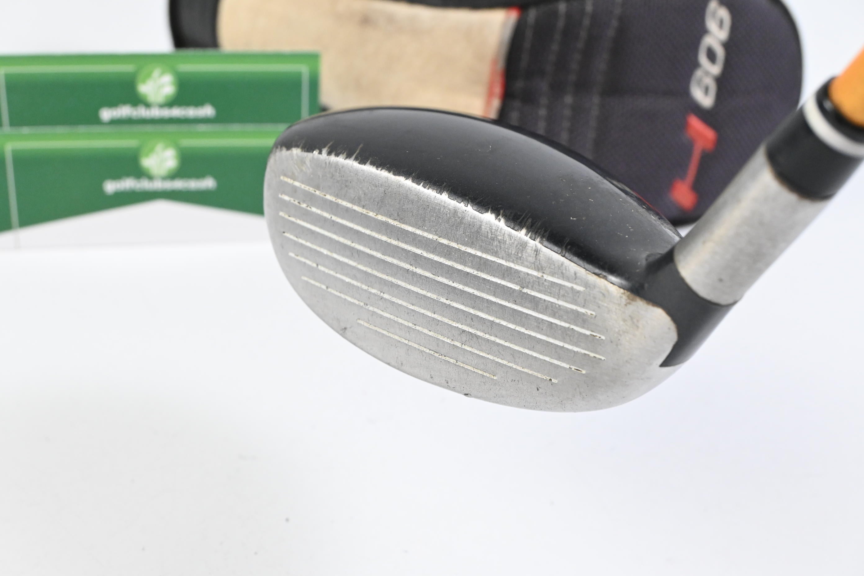 Titleist 909H #3 Hybrid / 19 Degree / Regular Flex UST Proforce V2 70 Shaft