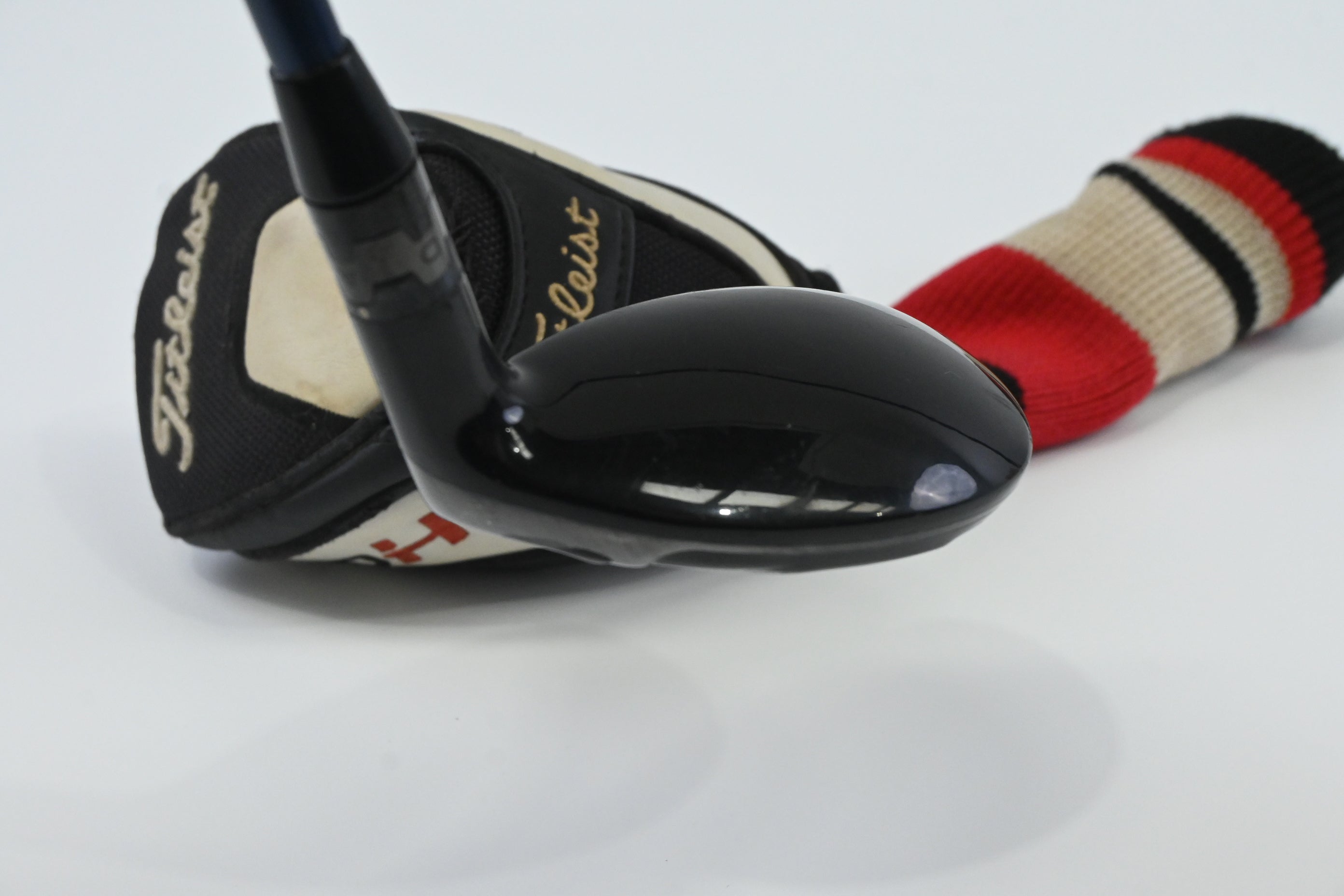 Titleist 910H #3 Hybrid / 21 Degree / Stiff Flex Diamana Kai'li 80 Shaft