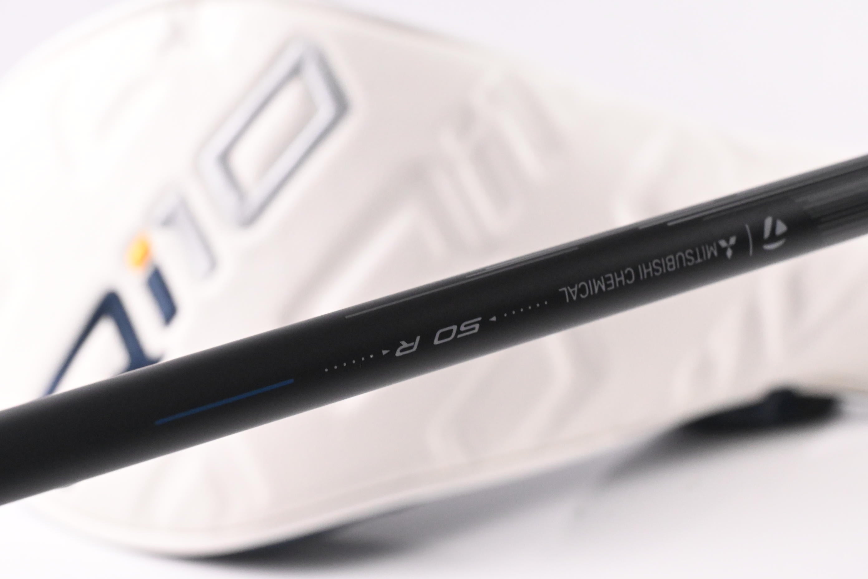 Taylormade Qi10 Driver / 10.5 Degree / Regular Flex Mitsubishi Reax 50 Shaft