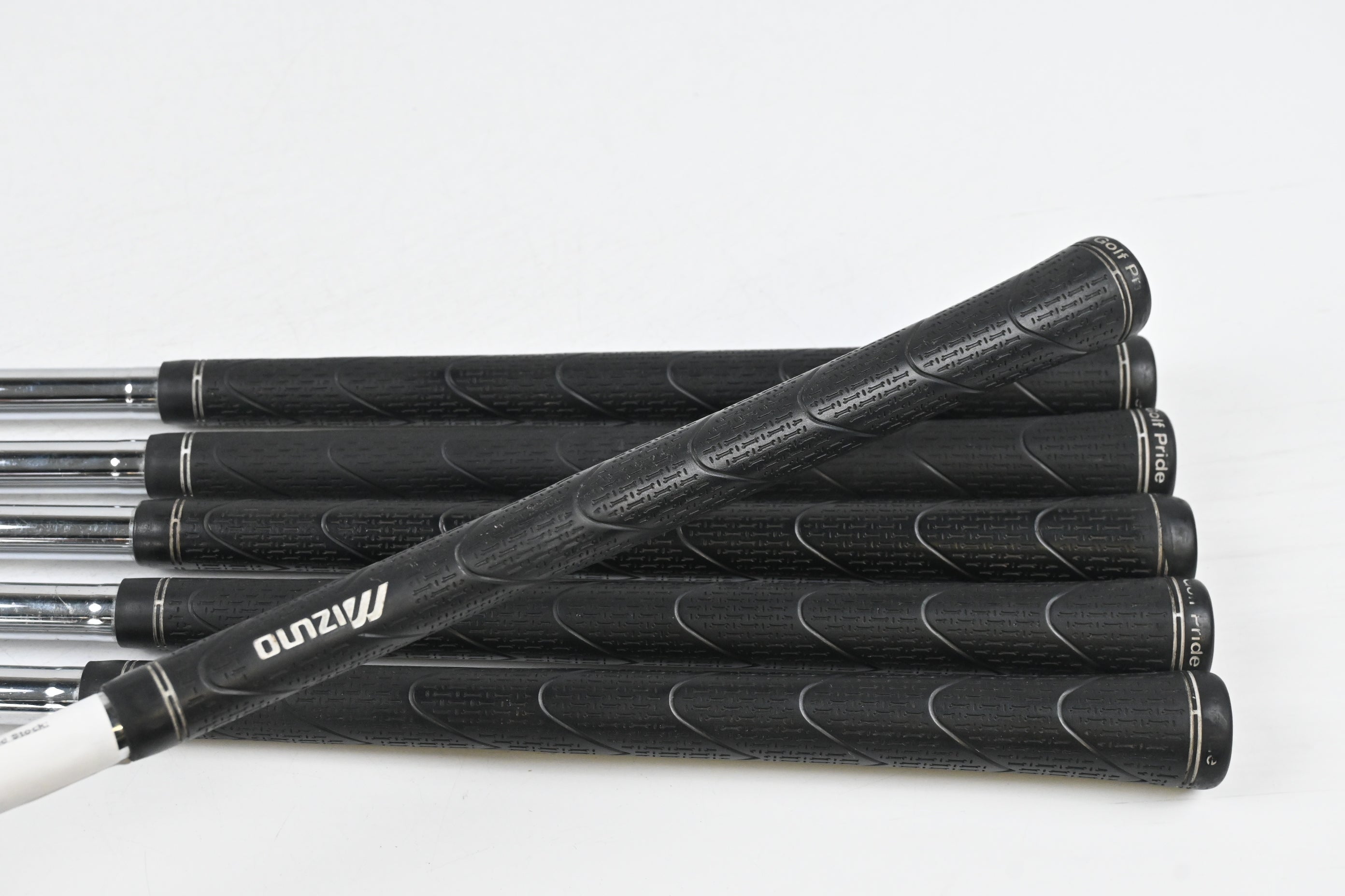 Mizuno JPX 825 Pro Irons / 5-PW / Regular Flex Dynalite Gold XP R300 Shafts