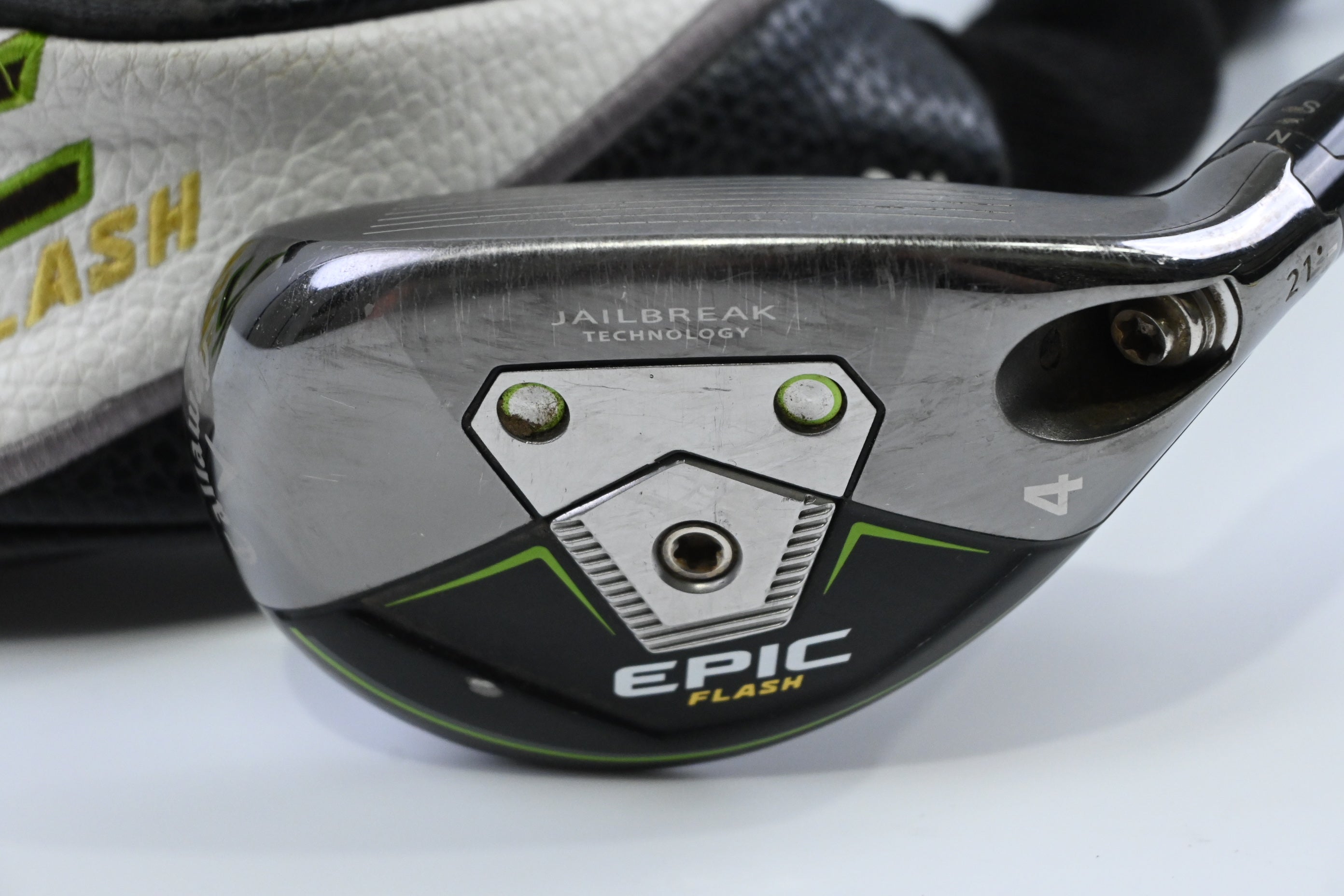Callaway Epic Flash #4 Hybrid / 21 Degree / Regular Flex Tensei AV White 65