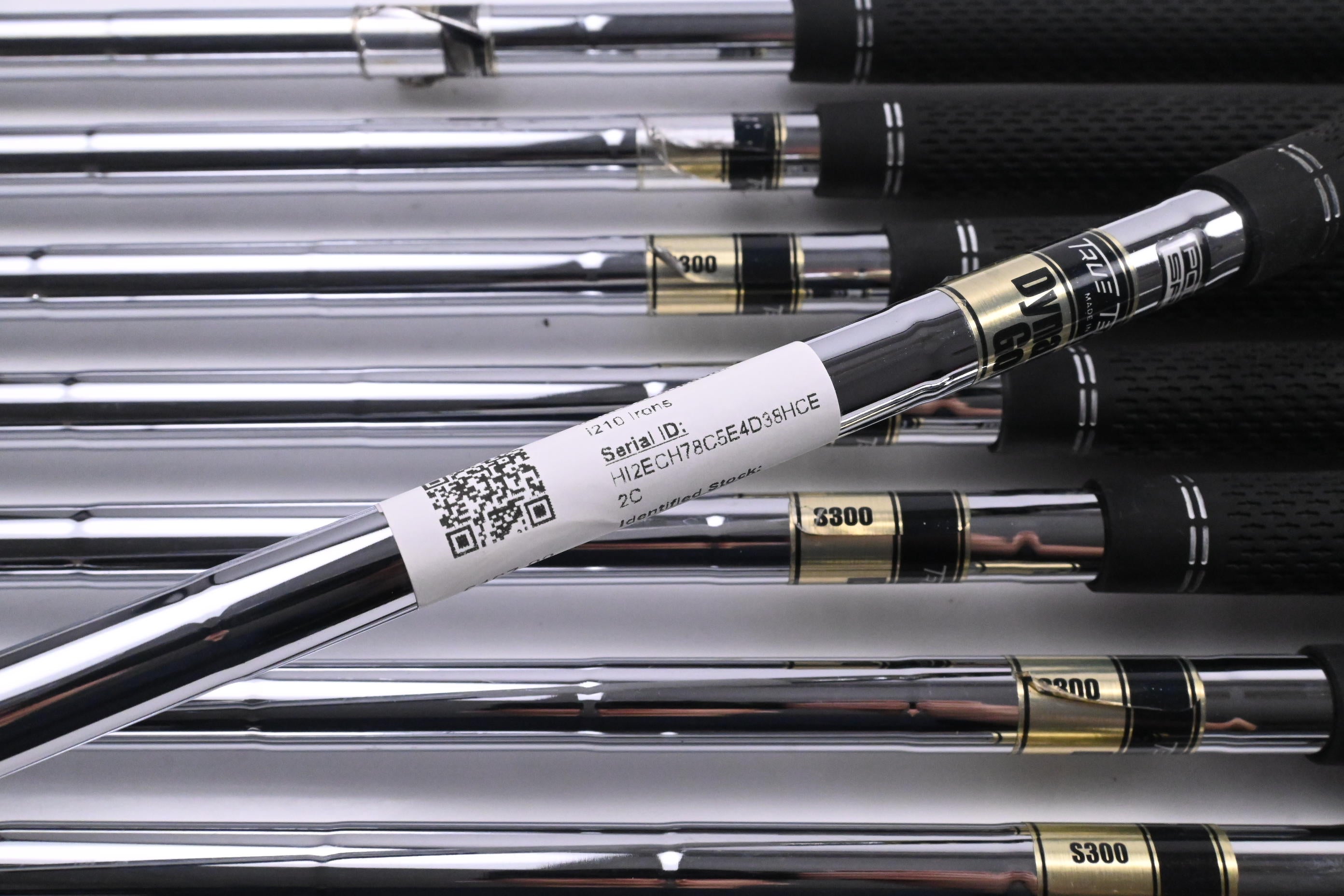 Ping i210 Irons / 4-PW+UW / Green Dot / Stiff Flex Dynamic Gold S300 Shafts