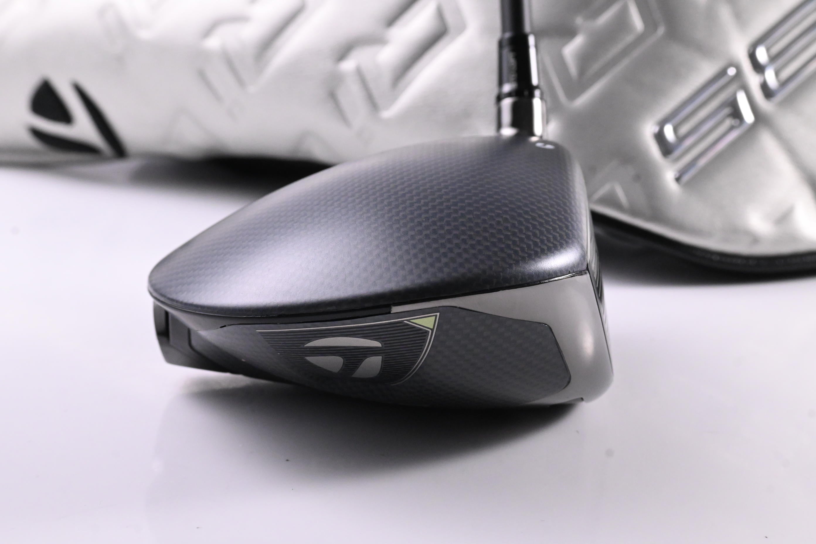 Taylormade Qi35 LS Driver / 9 Degree / Stiff Flex Cypher 2.0 50 Shaft