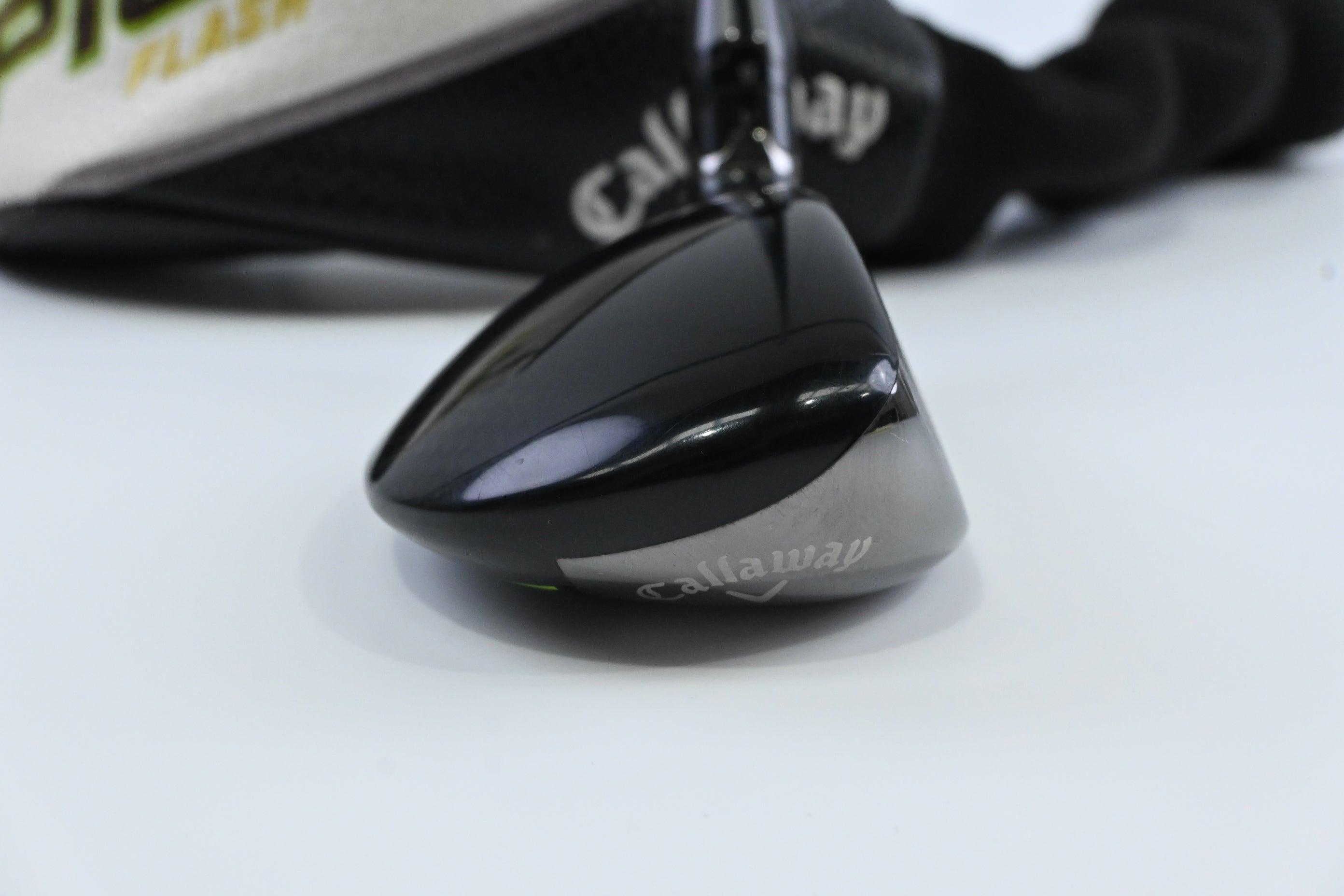 Callaway Epic Flash #4 Hybrid / 21 Degree / Regular Flex Tensei AV White 65