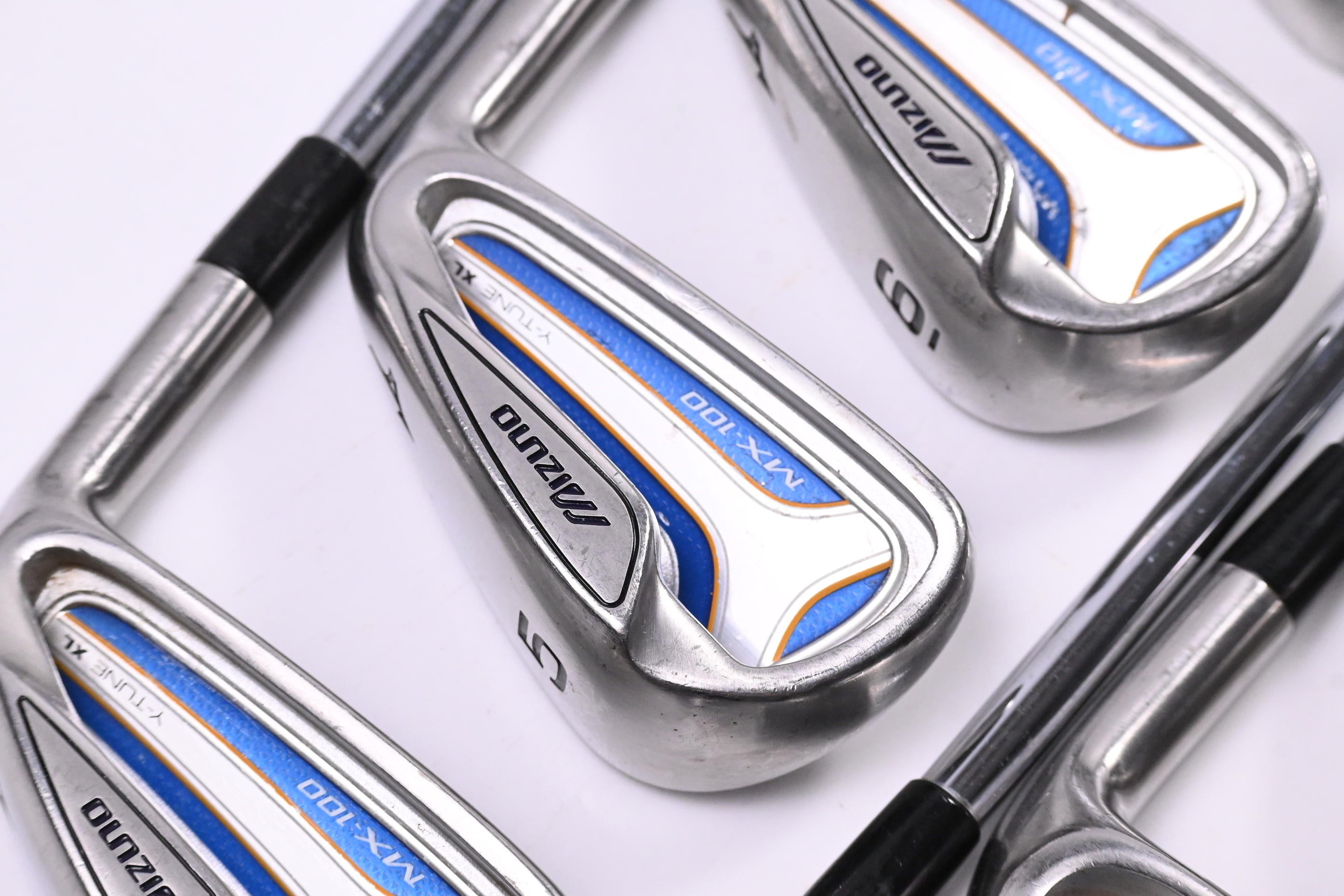 Mizuno MX-100 Irons / 4-PW+SW / Regular Flex Mizuno MX-Lite Shafts