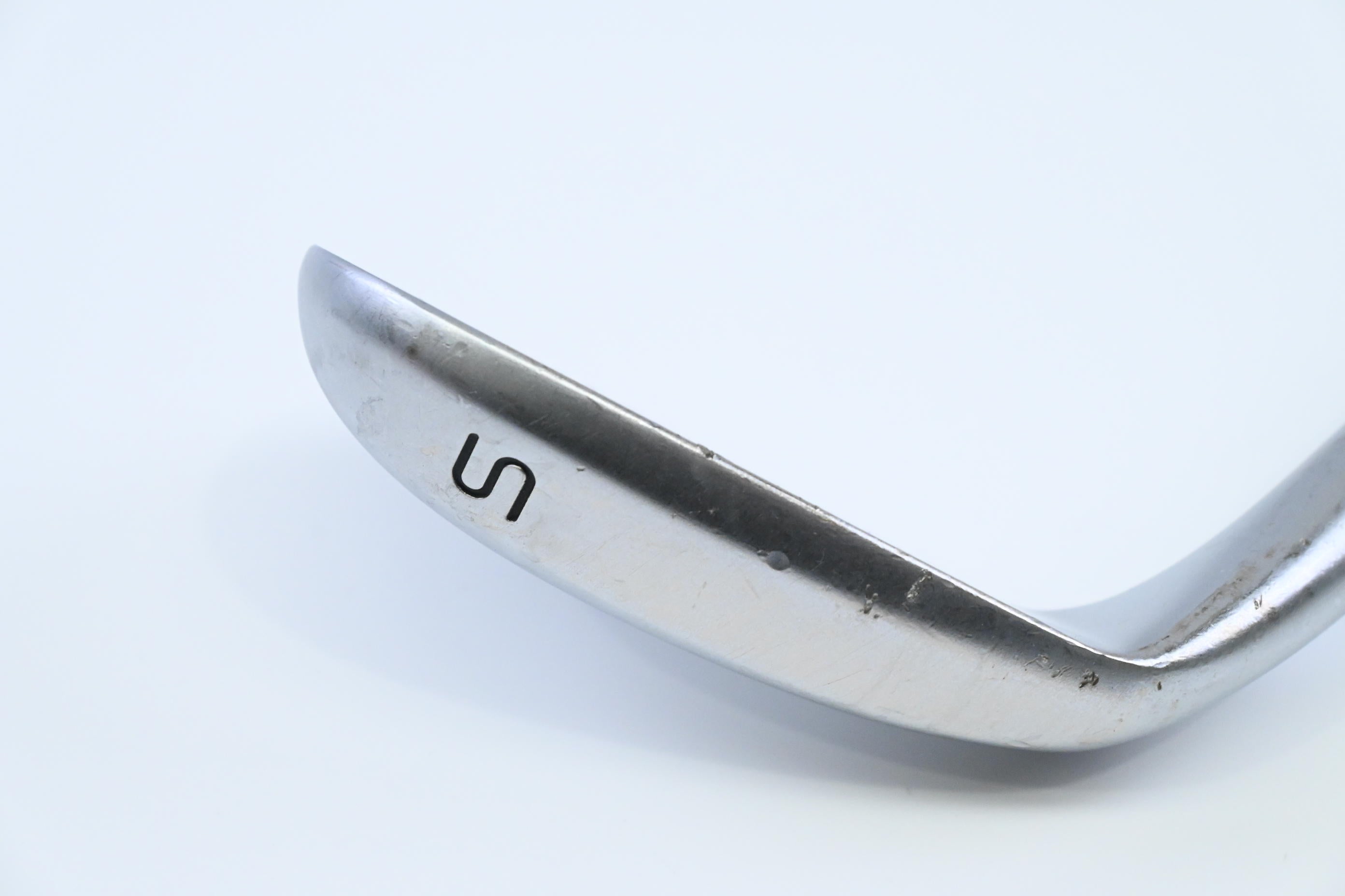 Avoda W2 Sand Wedge / 55 Degree / Stiff Flex KBS TGI 90 Shaft