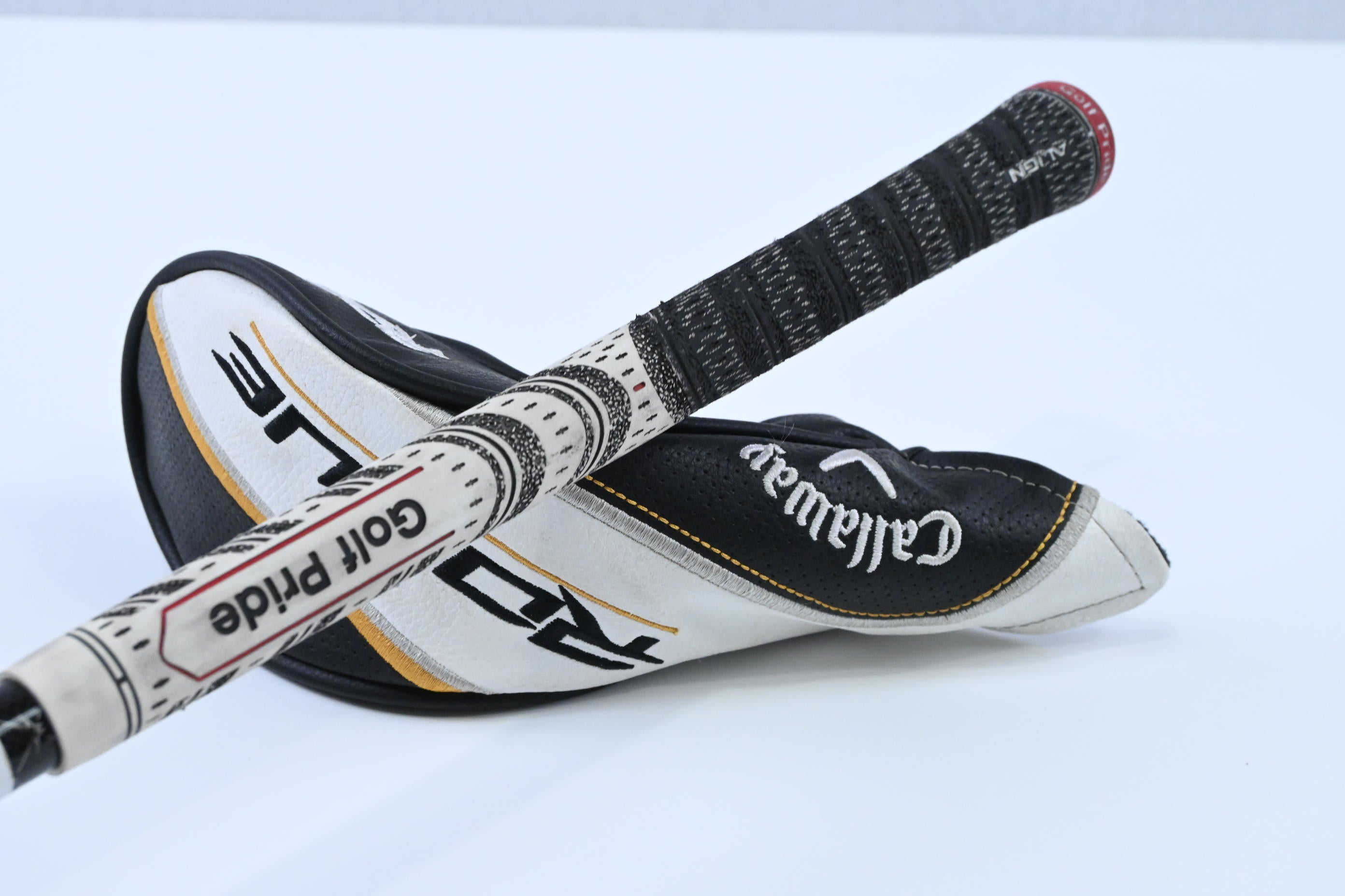 Callaway Rogue ST Pro #3 Hybrid / 20 Degree / Stiff Flex Tensei AV White 85