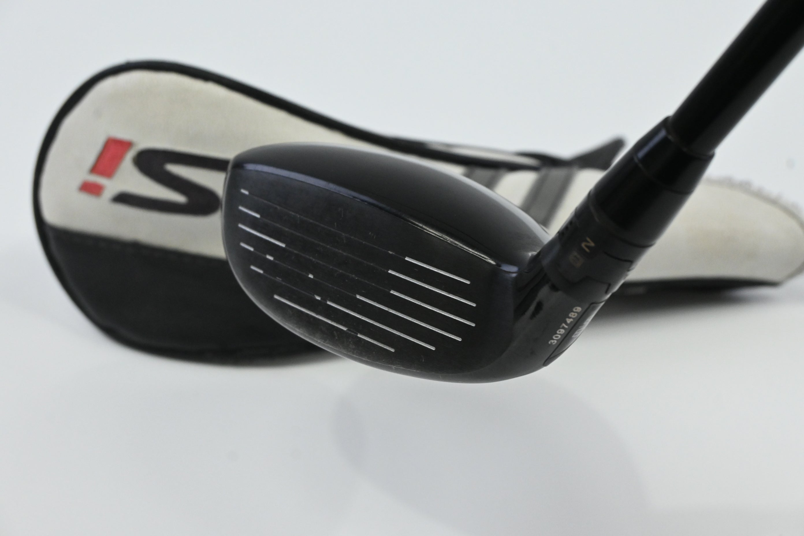 Titleist TSi2 #3 Hybrid / 18 Degree / Stiff Flex Tensei AV Raw Blue 65 Shaft