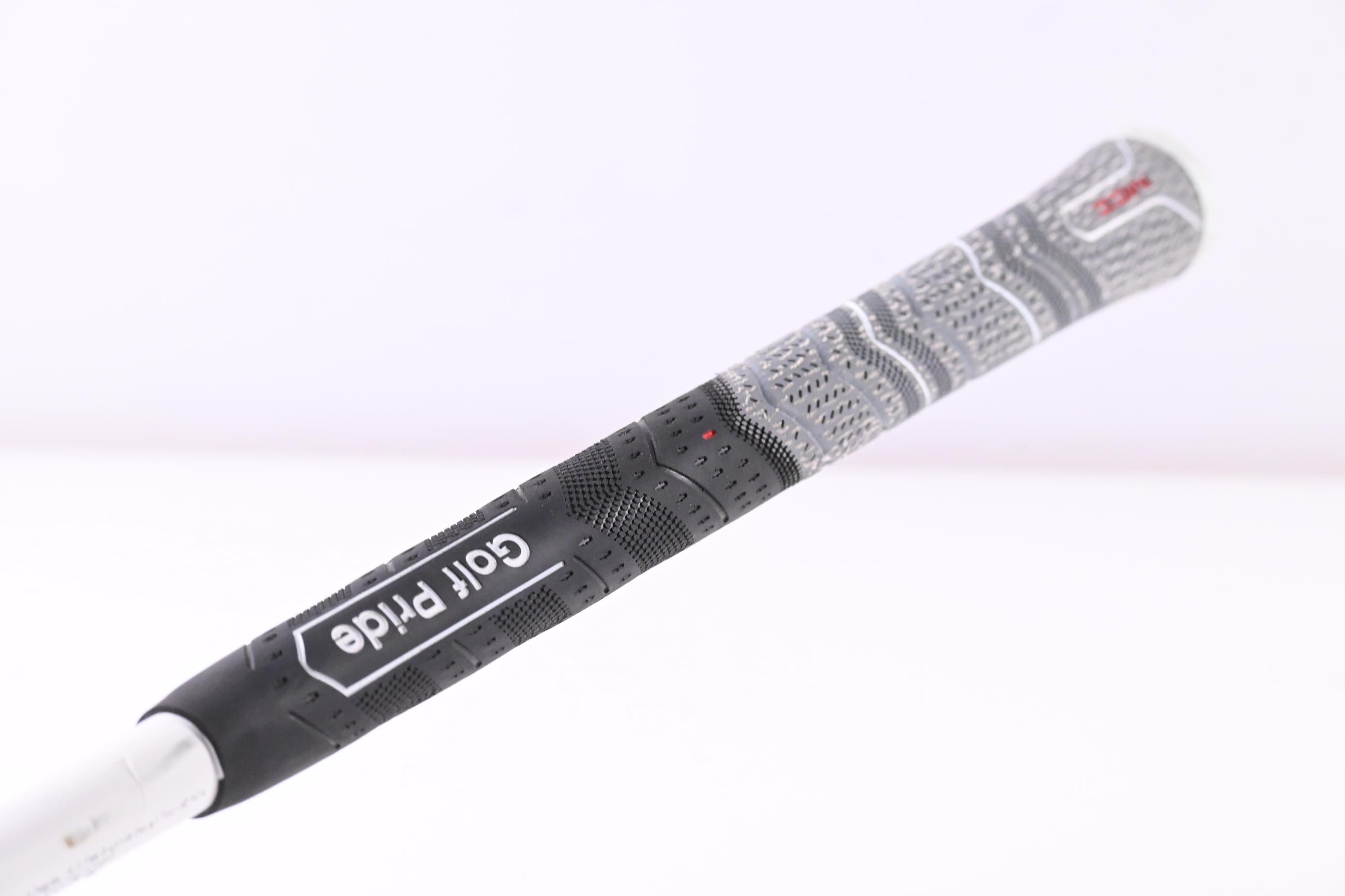 Titleist TSi3 Driver / 9 Degree / Stiff Flex Graphite Design Tour AD XC-6 Shaft