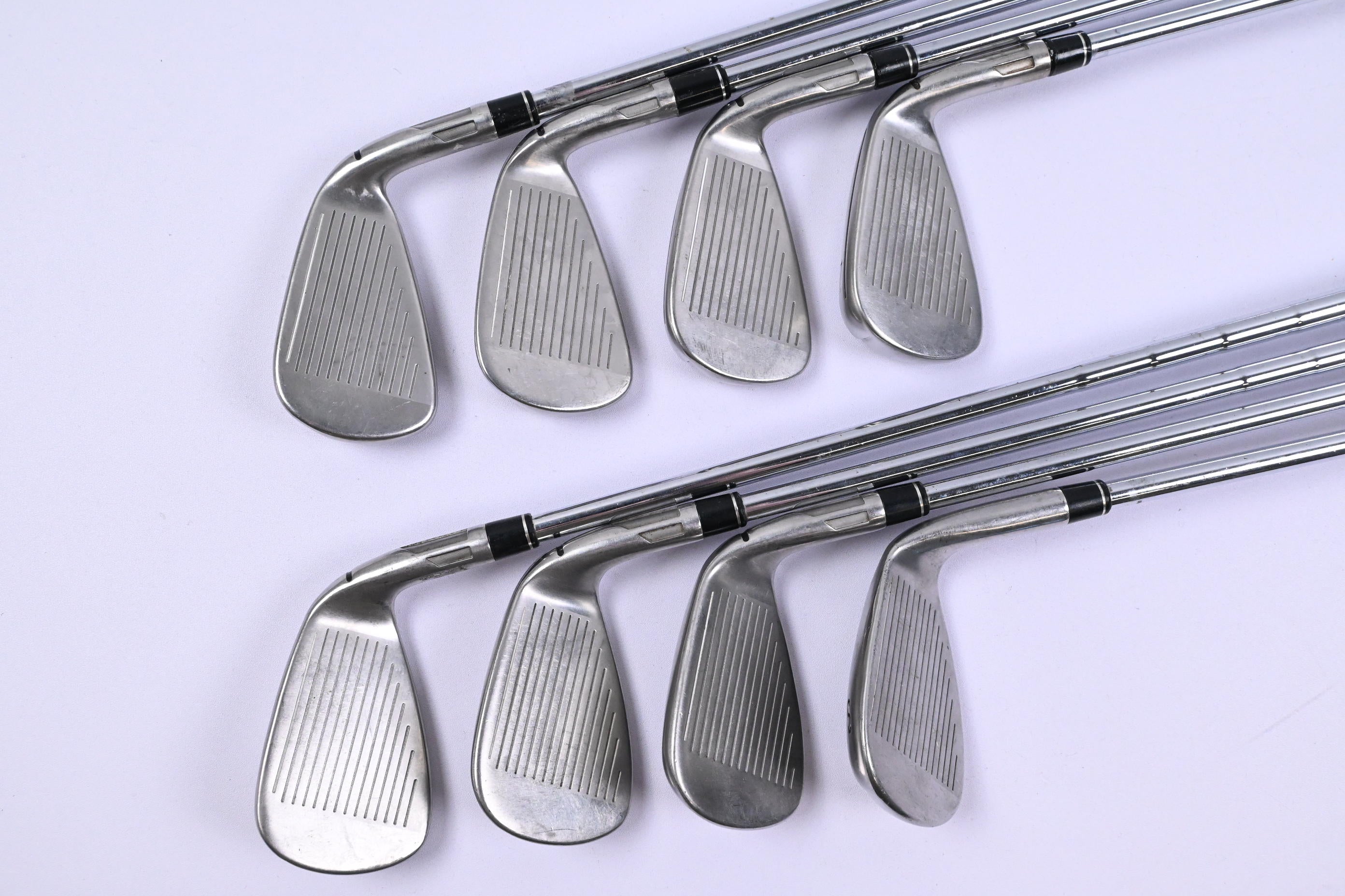 Taylormade SIM2 Max Irons / 4-SW / Stiff Flex Elevate 95 Shafts