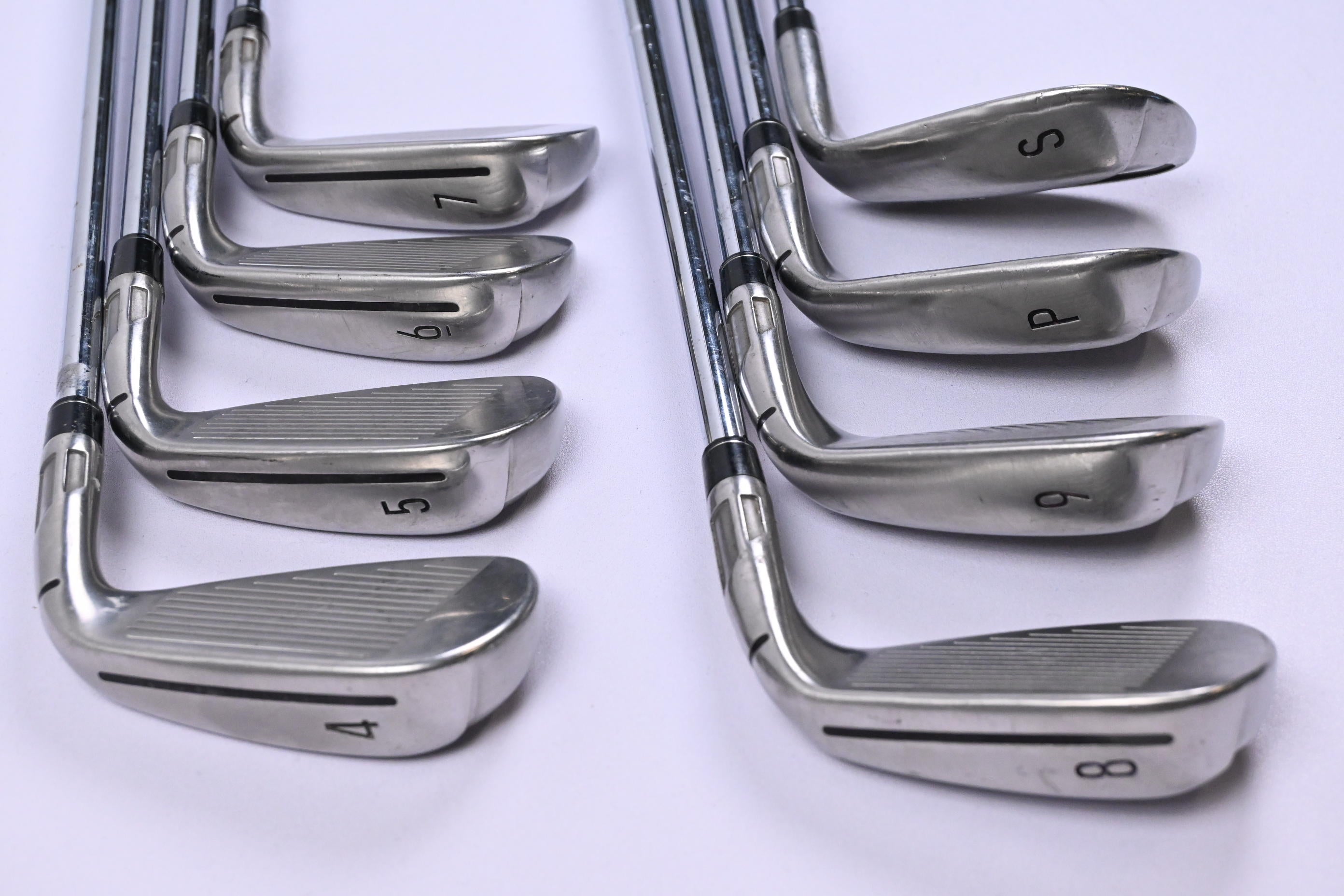 Taylormade SIM2 Max Irons / 4-SW / Stiff Flex Elevate 95 Shafts