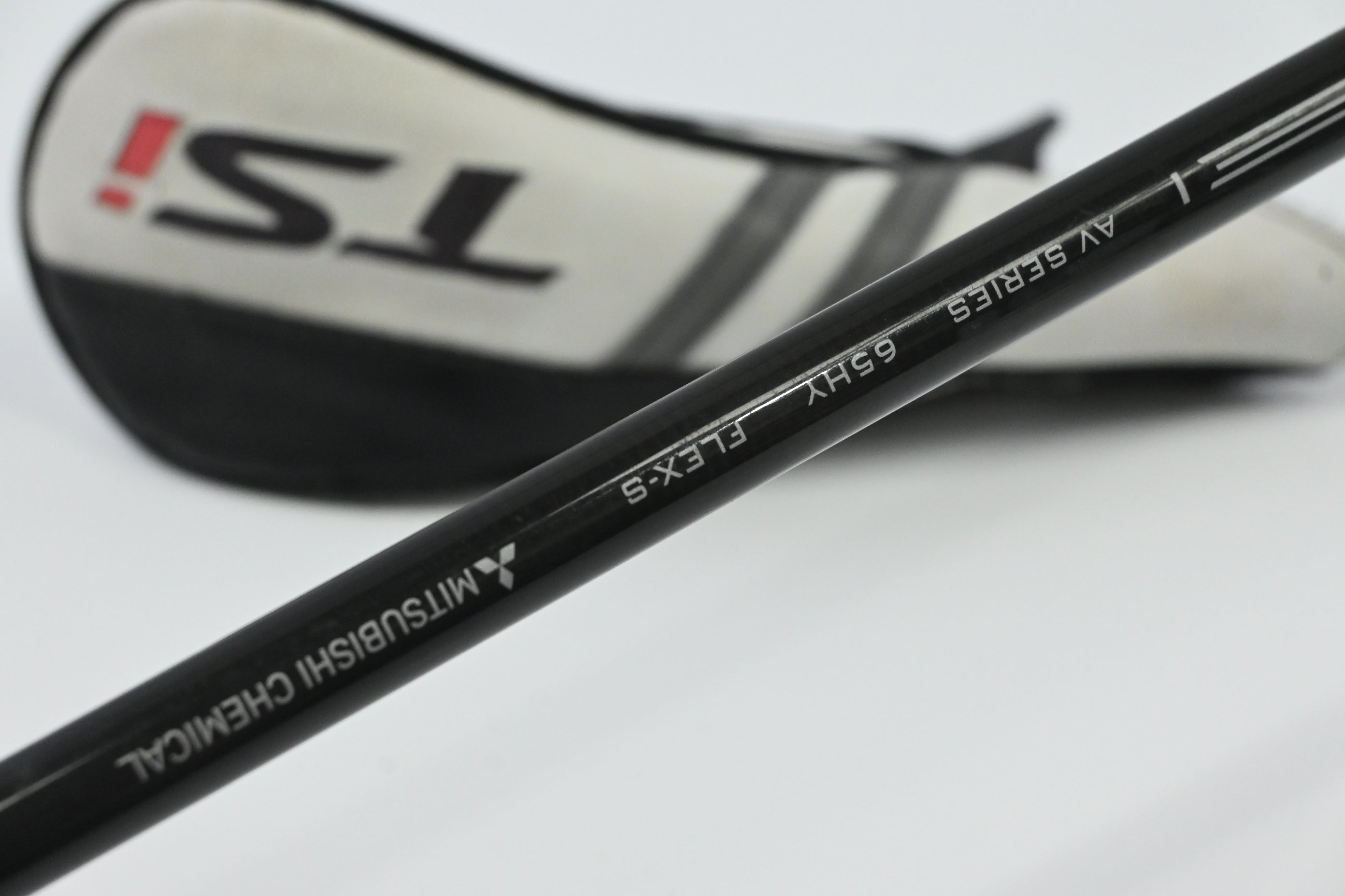 Titleist TSi2 #3 Hybrid / 18 Degree / Stiff Flex Tensei AV Raw Blue 65 Shaft