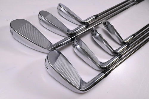 Cobra Forged Tec X 2022 Irons / 5-PW+GW / Regular Flex UST Recoil ESX 460 Shafts